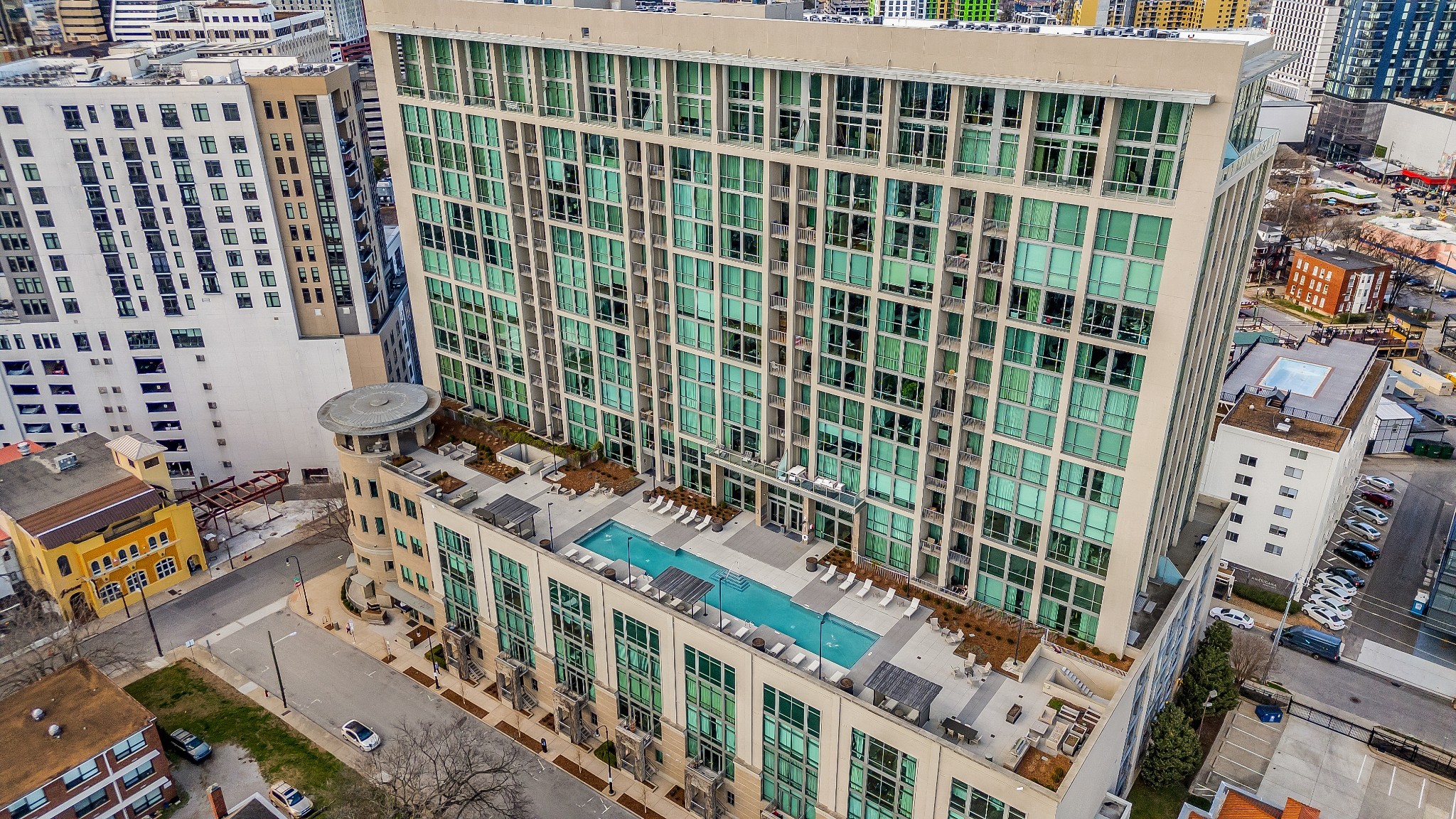 900 20th Ave, S Unit: 815