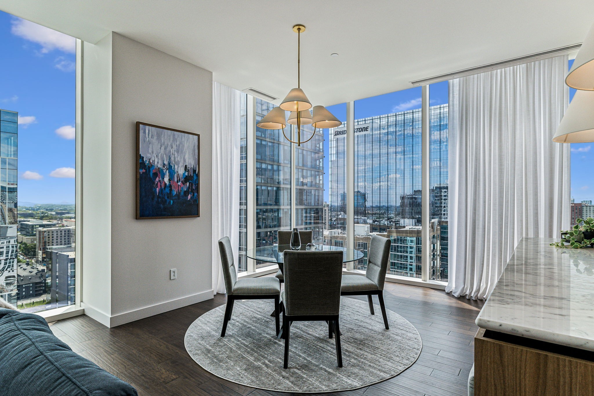 160 2nd Ave, S Unit: 2102