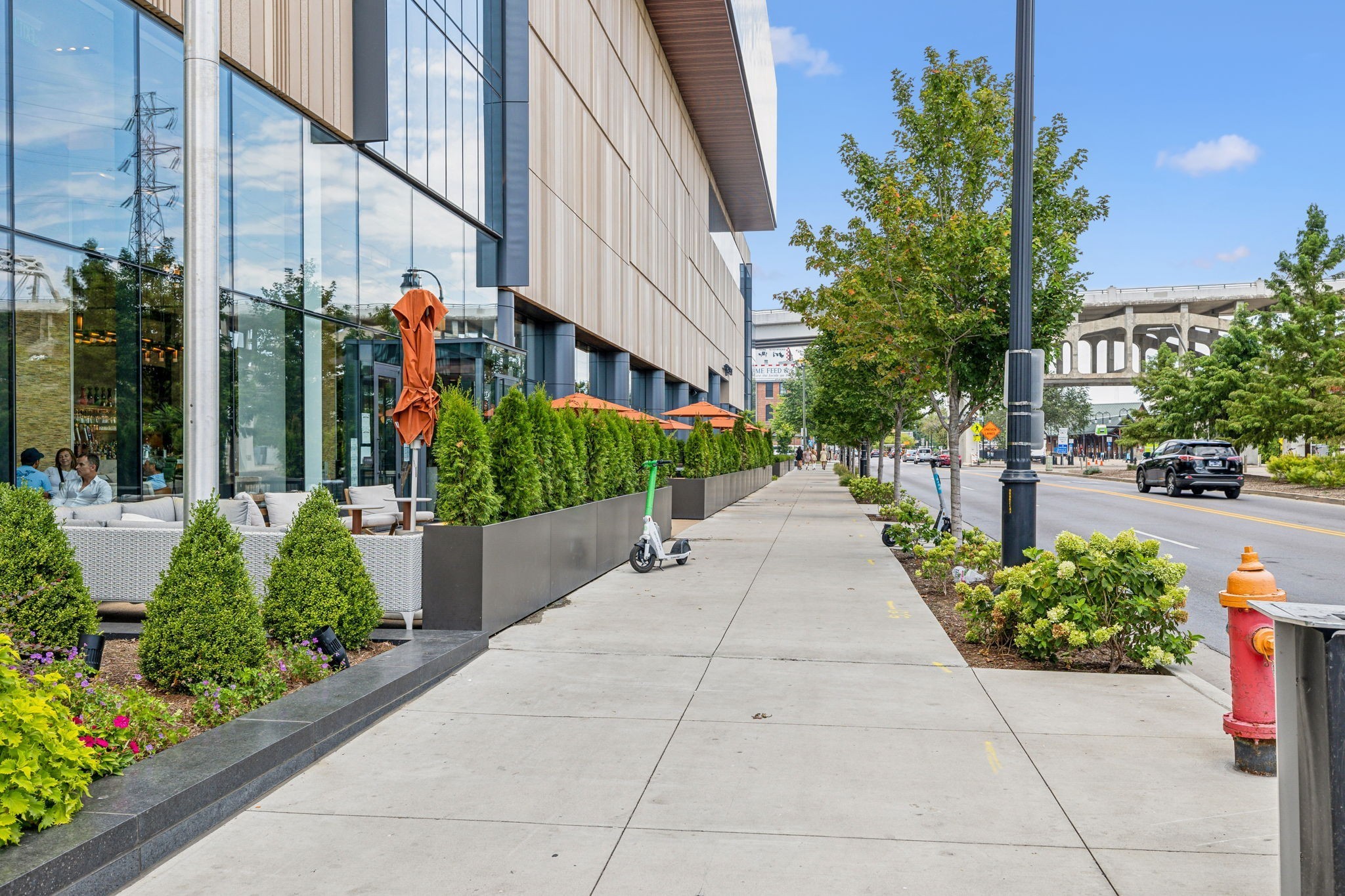 160 2nd Ave, S Unit: 2102