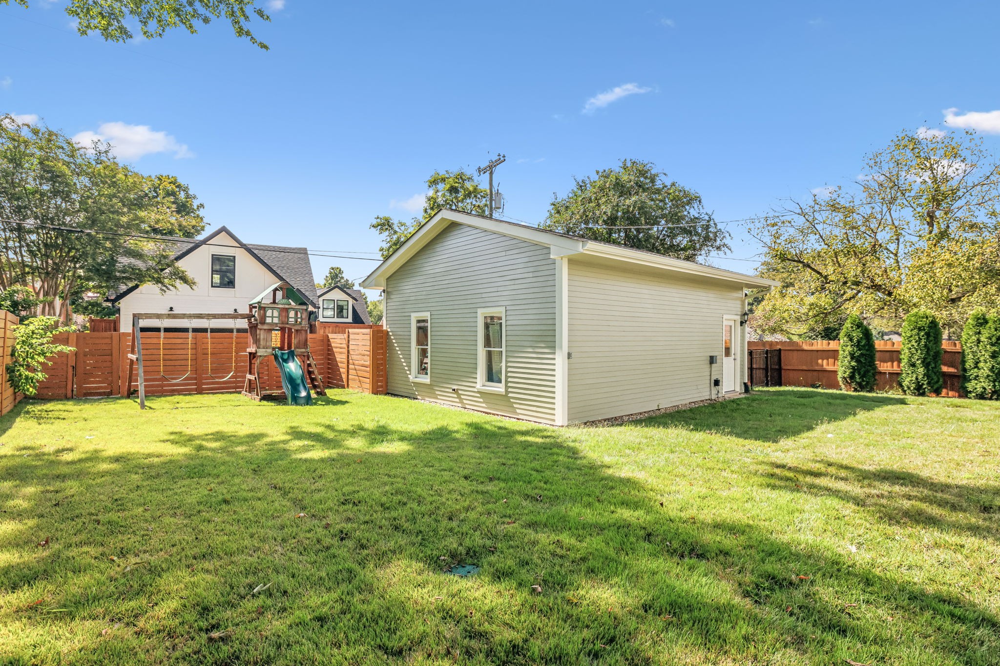 3621 Westbrook Ave