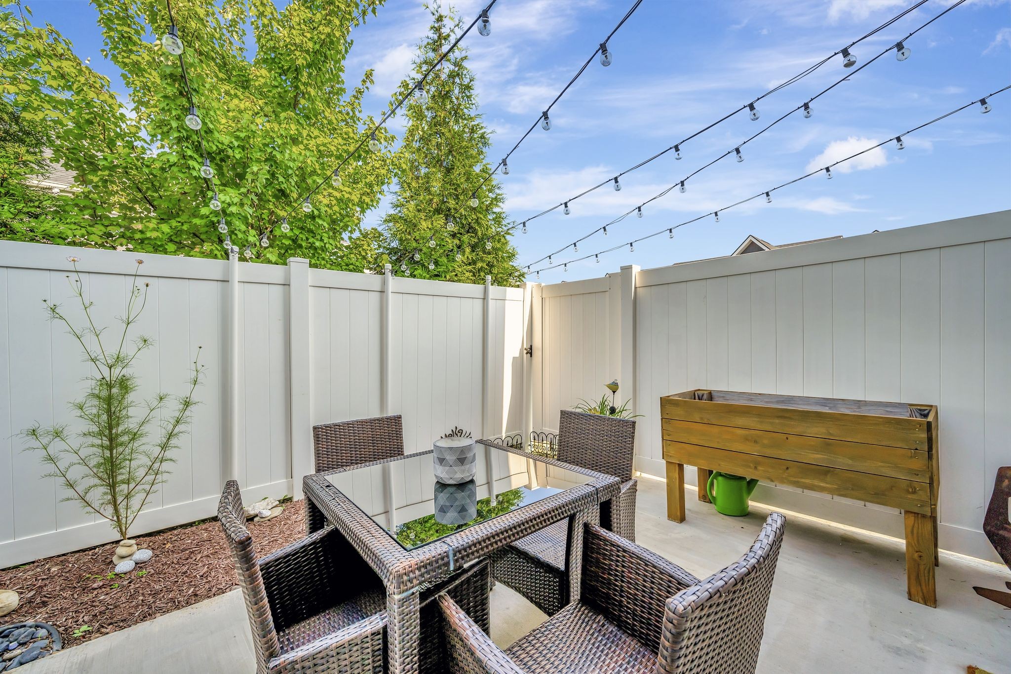 1112 Lilly Valley Way