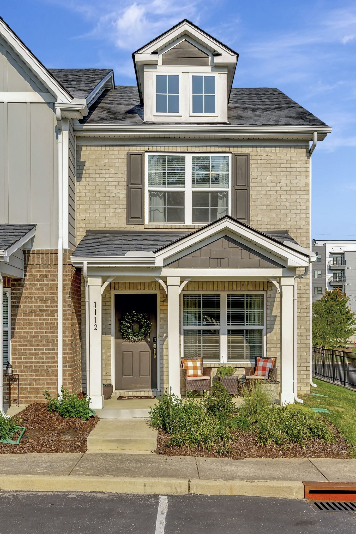 1112 Lilly Valley Way