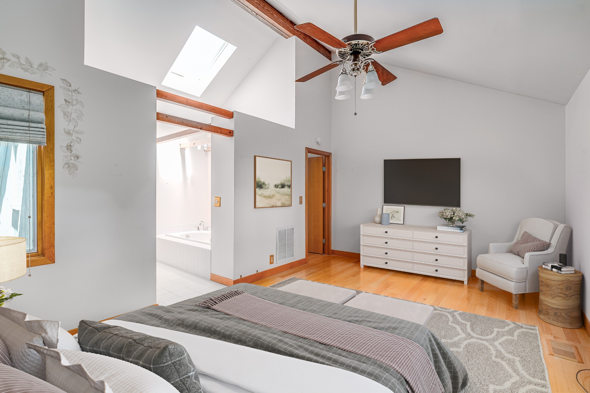 7964 Saddle Ridge Trce