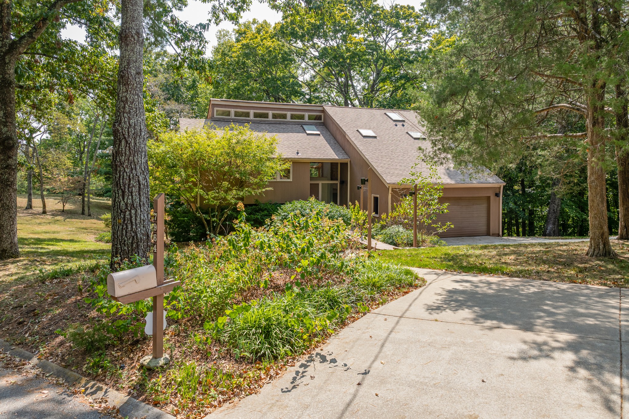 7964 Saddle Ridge Trce