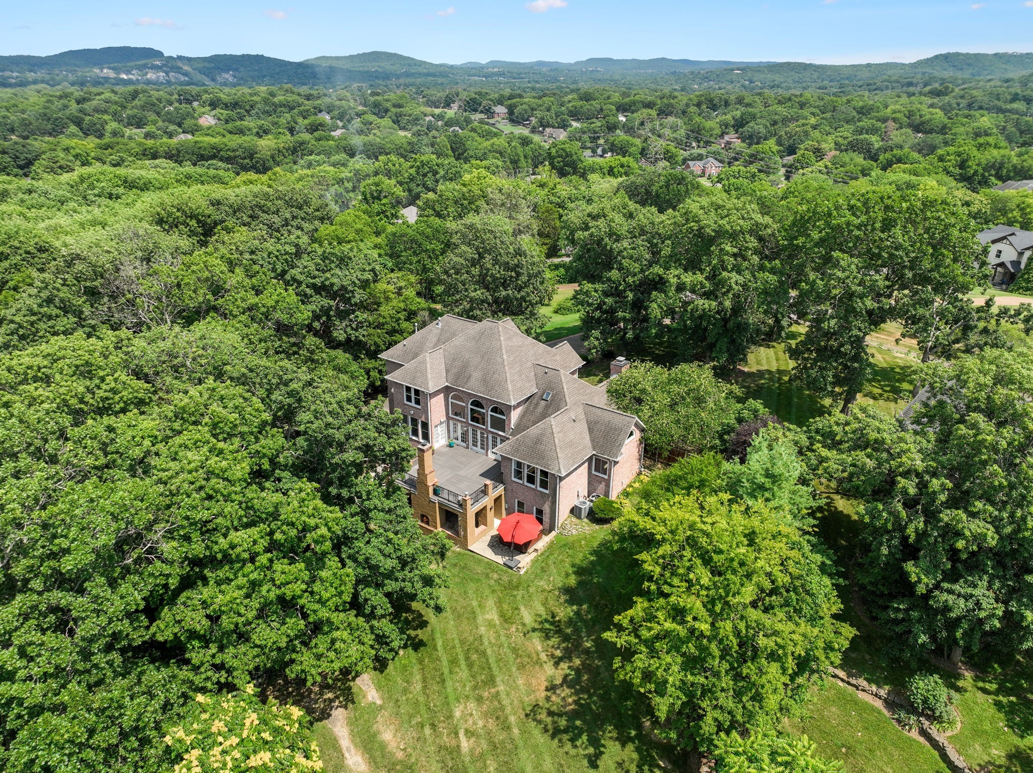 8106 Hilldale Dr