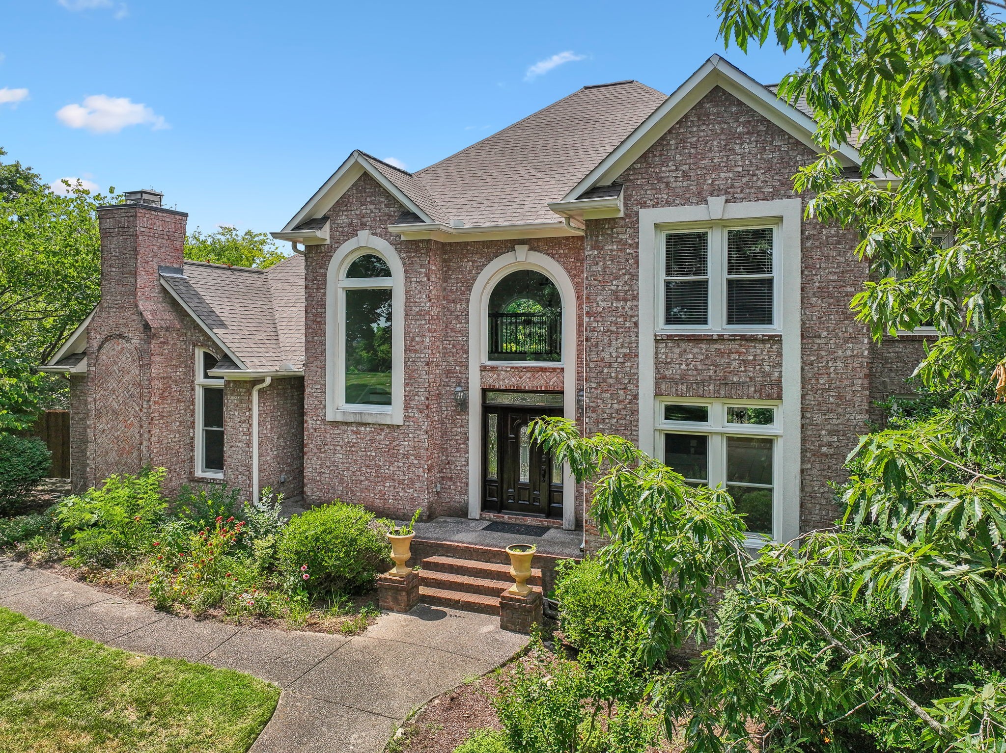 8106 Hilldale Dr