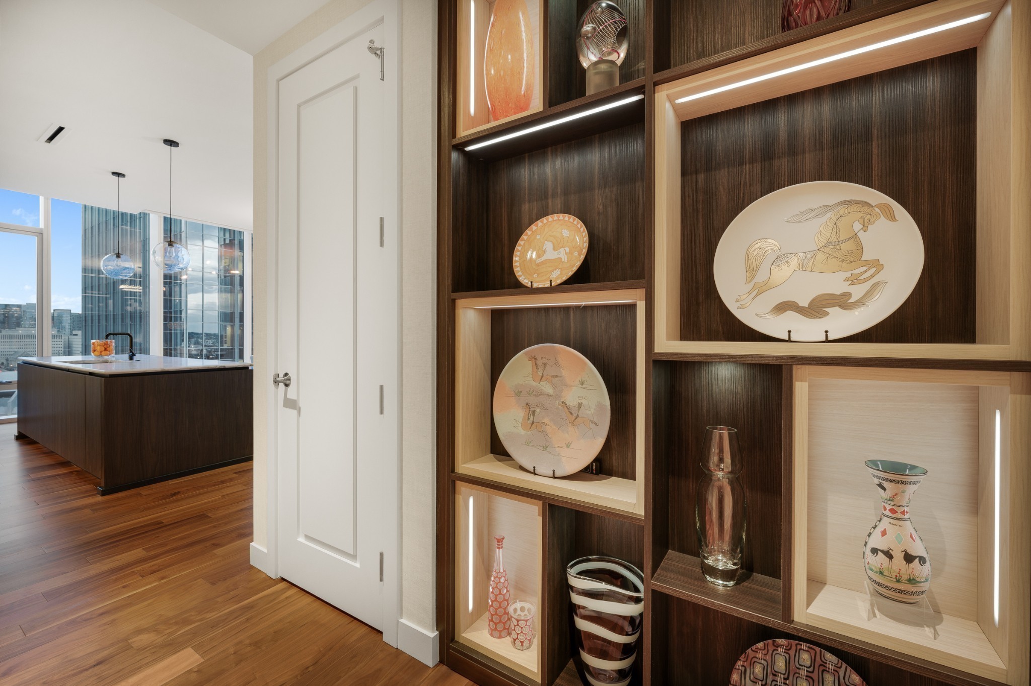 160 2nd Ave, S Unit: 1501
