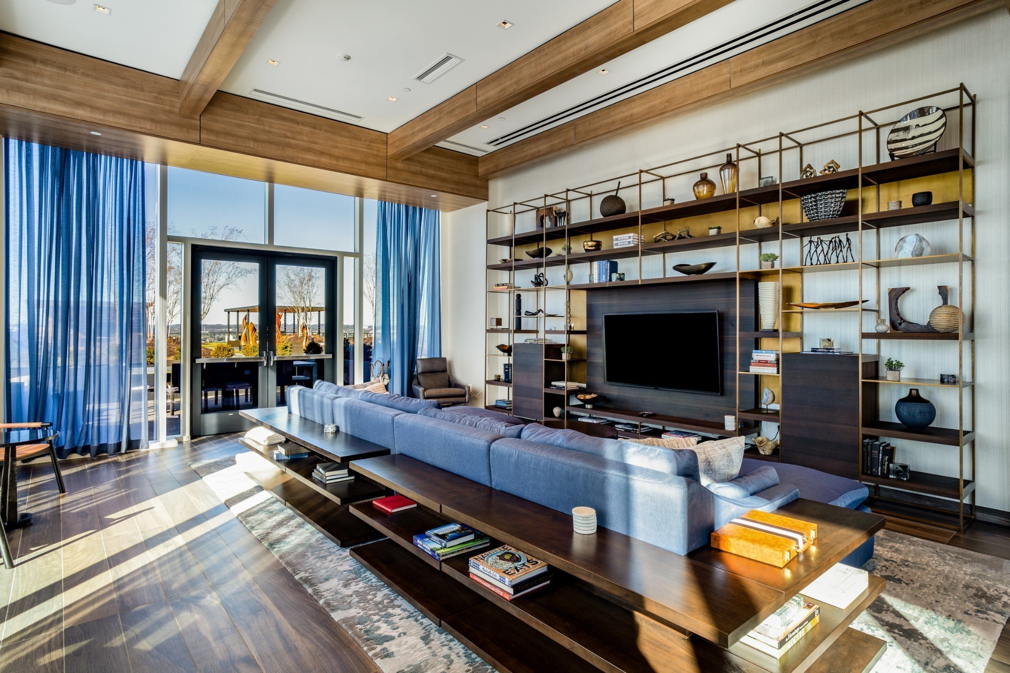 160 2nd Ave, S Unit: 1501