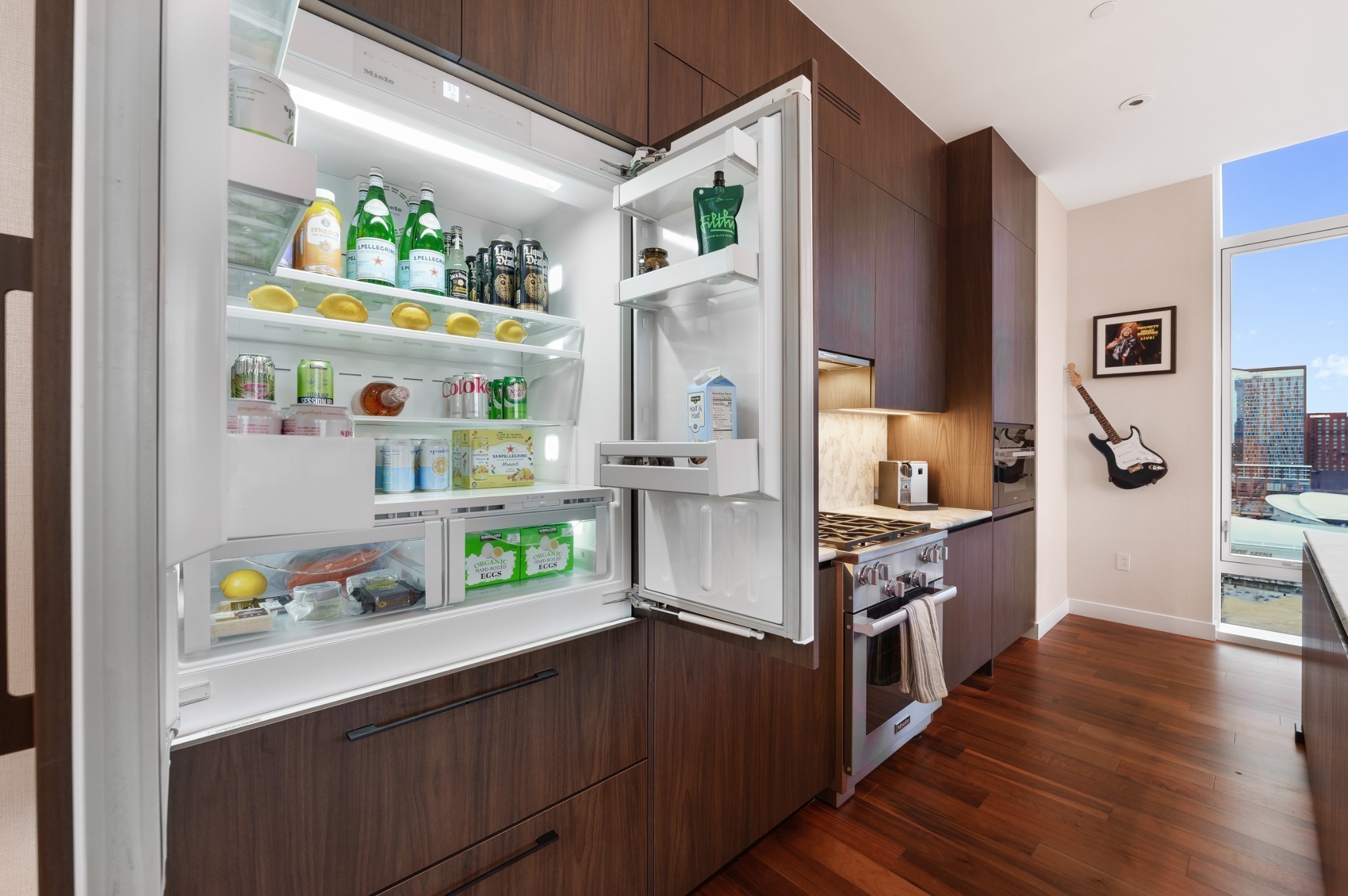 160 2nd Ave, S Unit: 1501