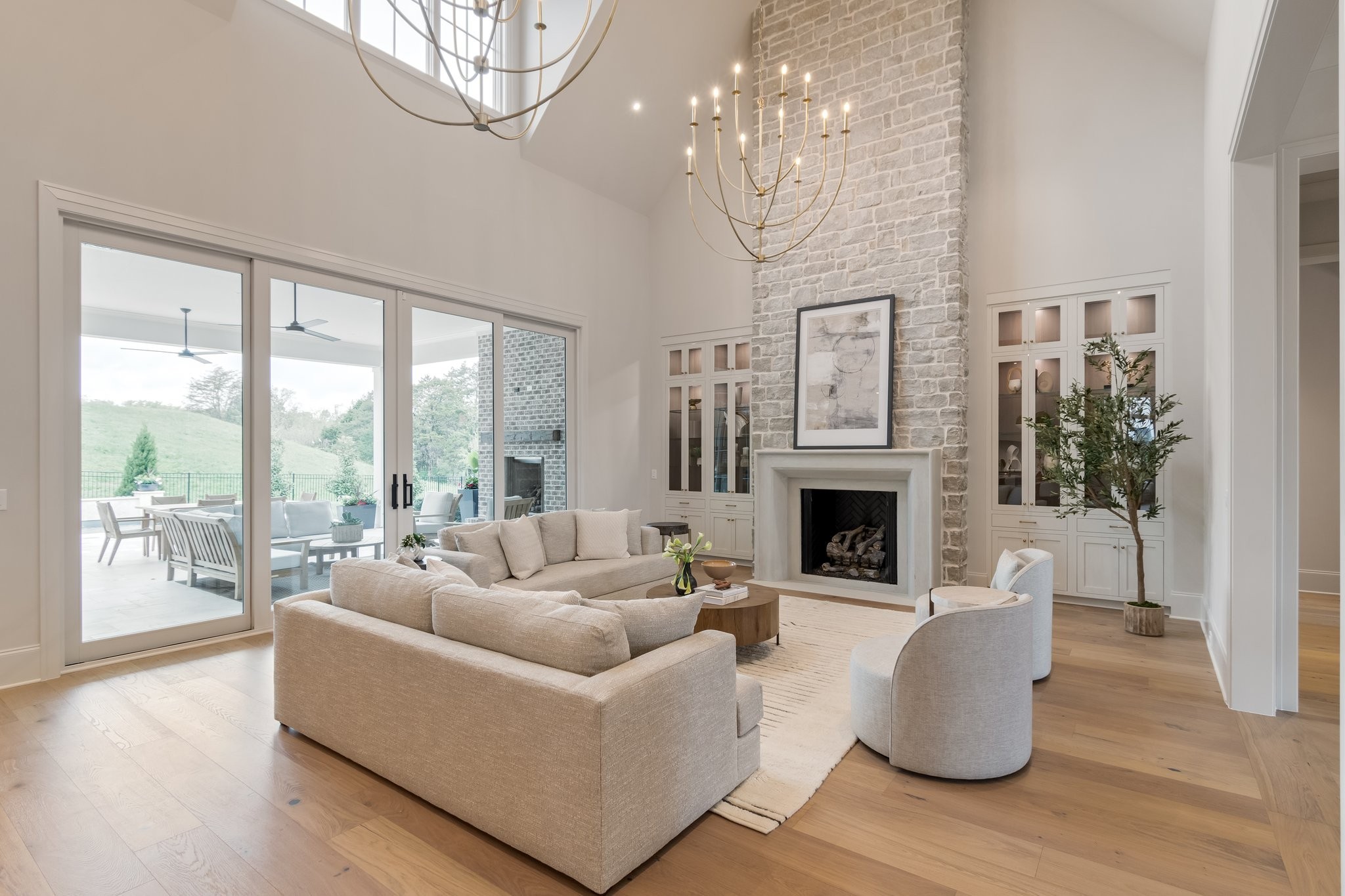 1605 Rosebrooke Dr