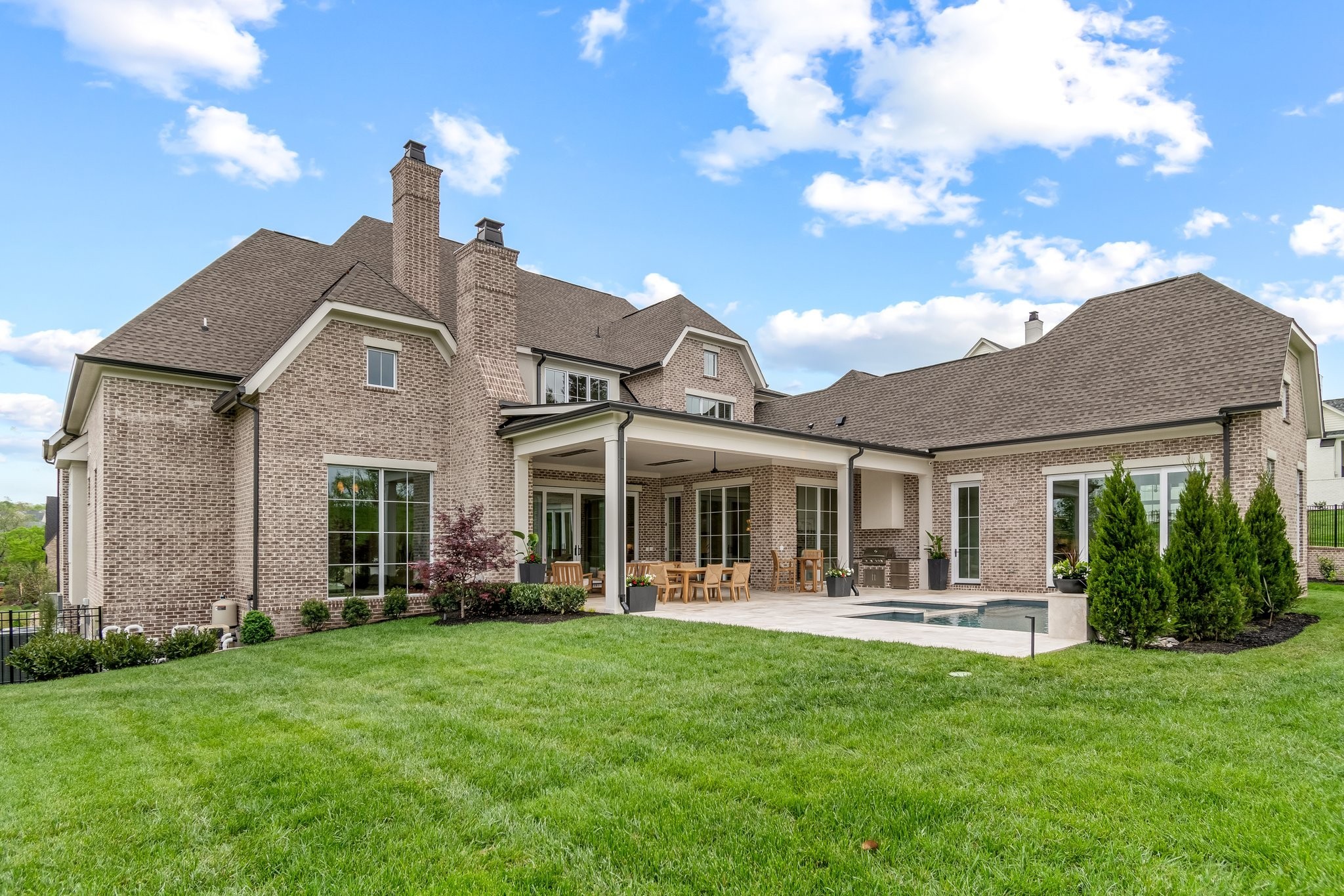 1605 Rosebrooke Dr
