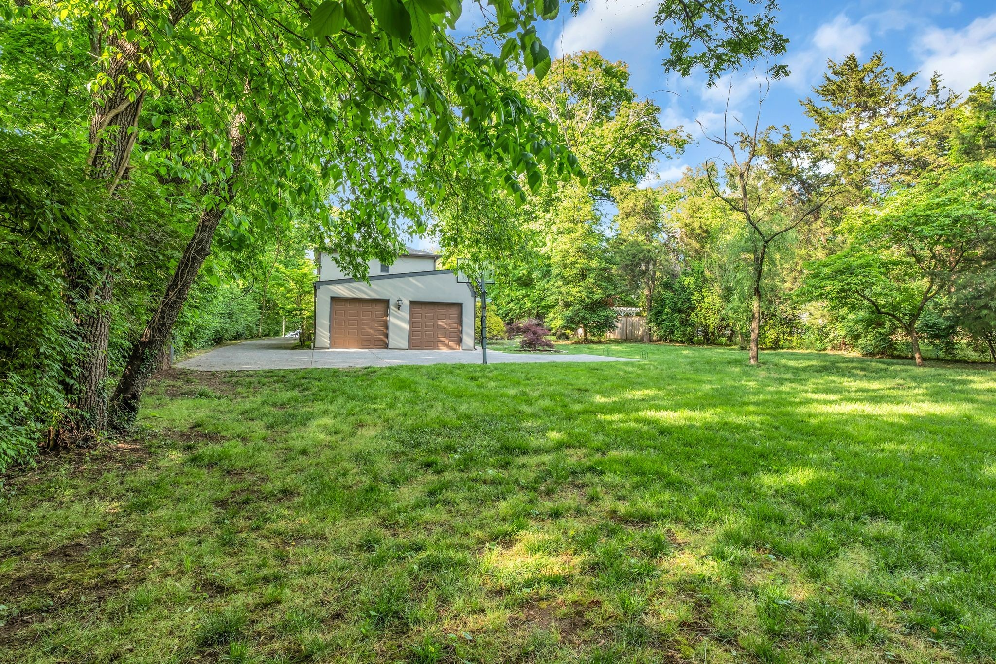938 Caldwell Ln