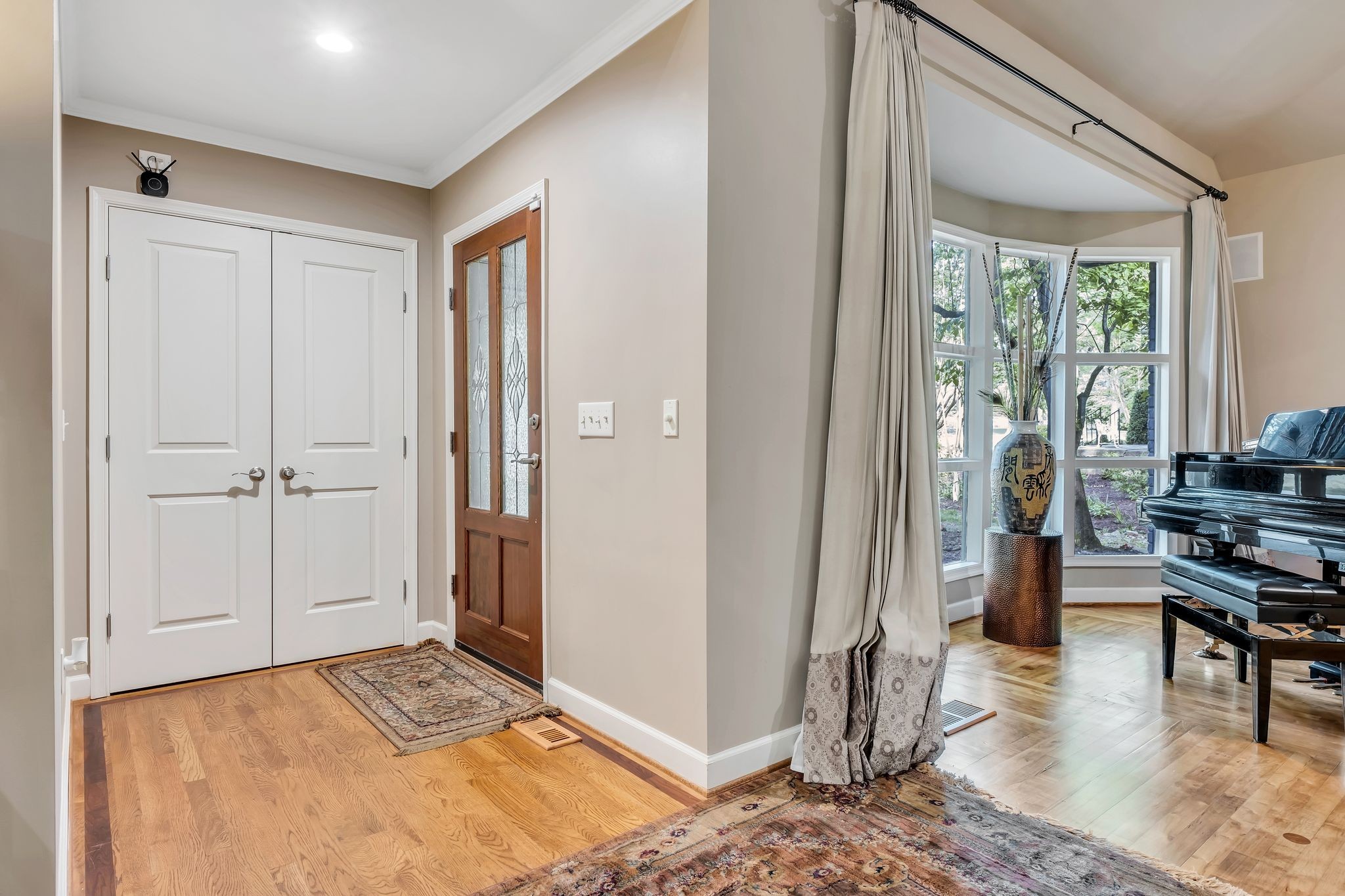 938 Caldwell Ln