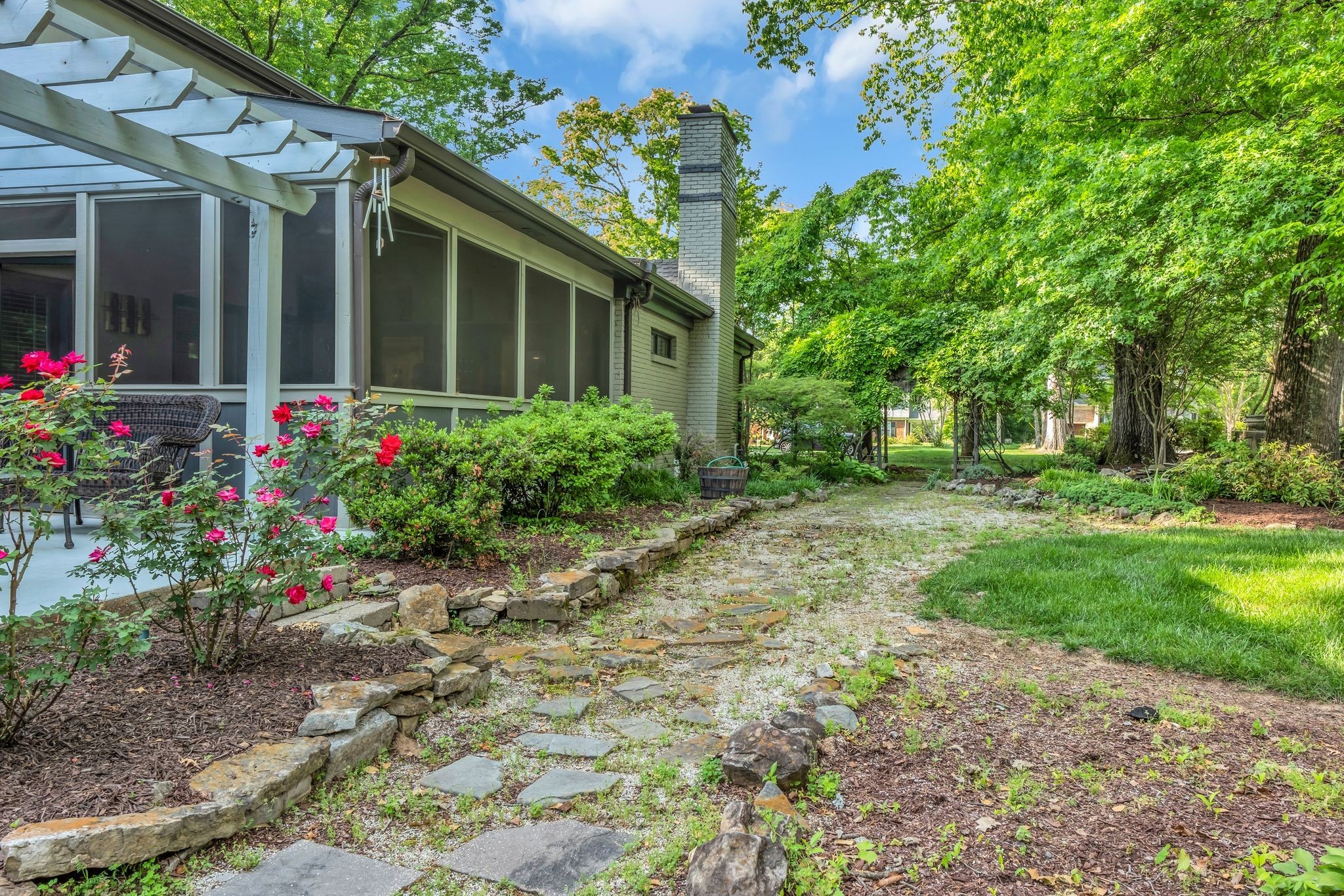 938 Caldwell Ln
