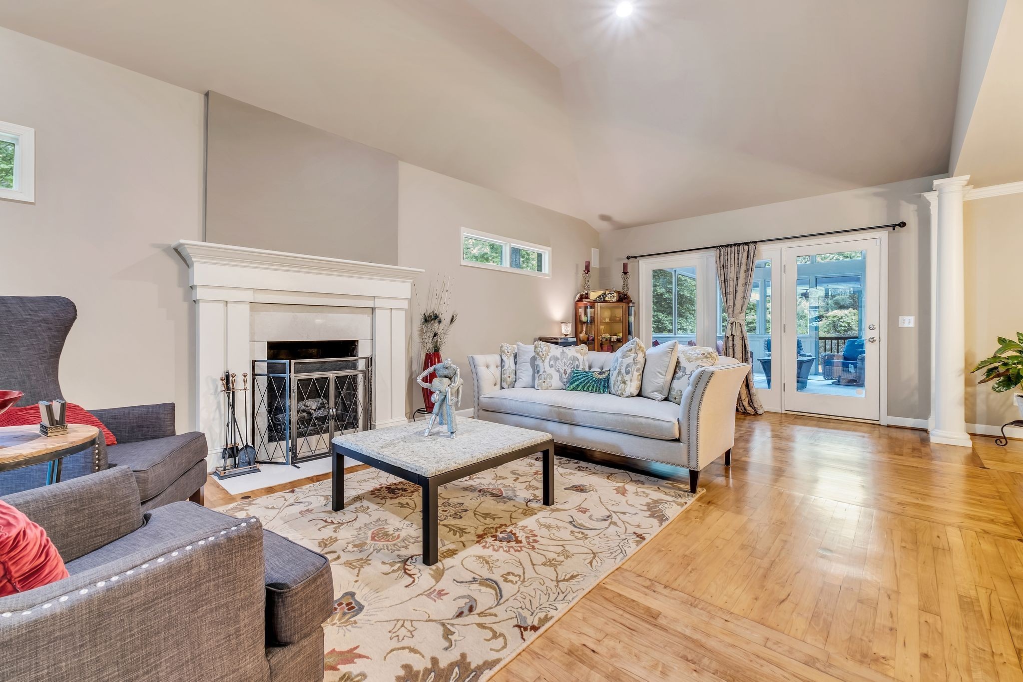 938 Caldwell Ln