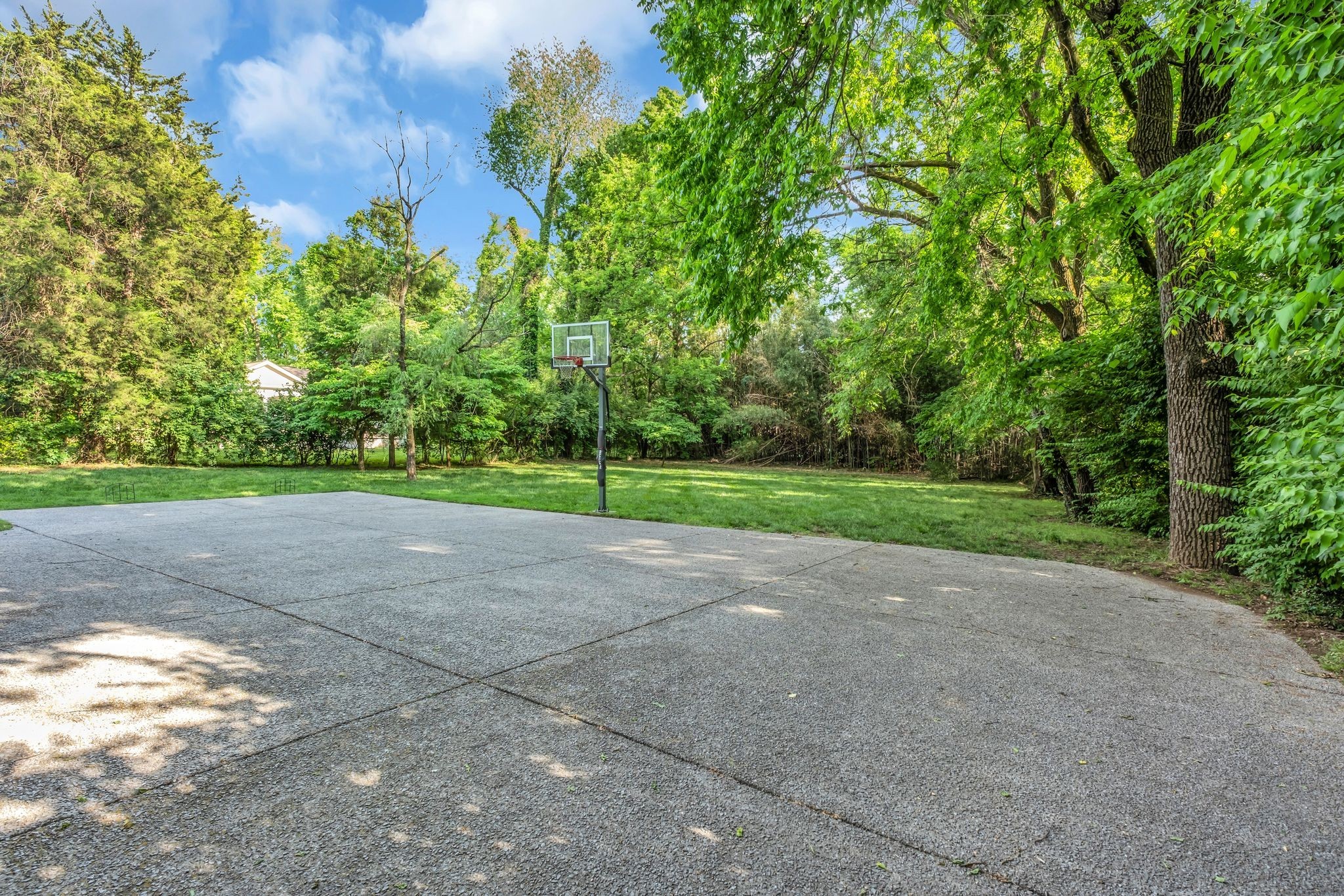 938 Caldwell Ln