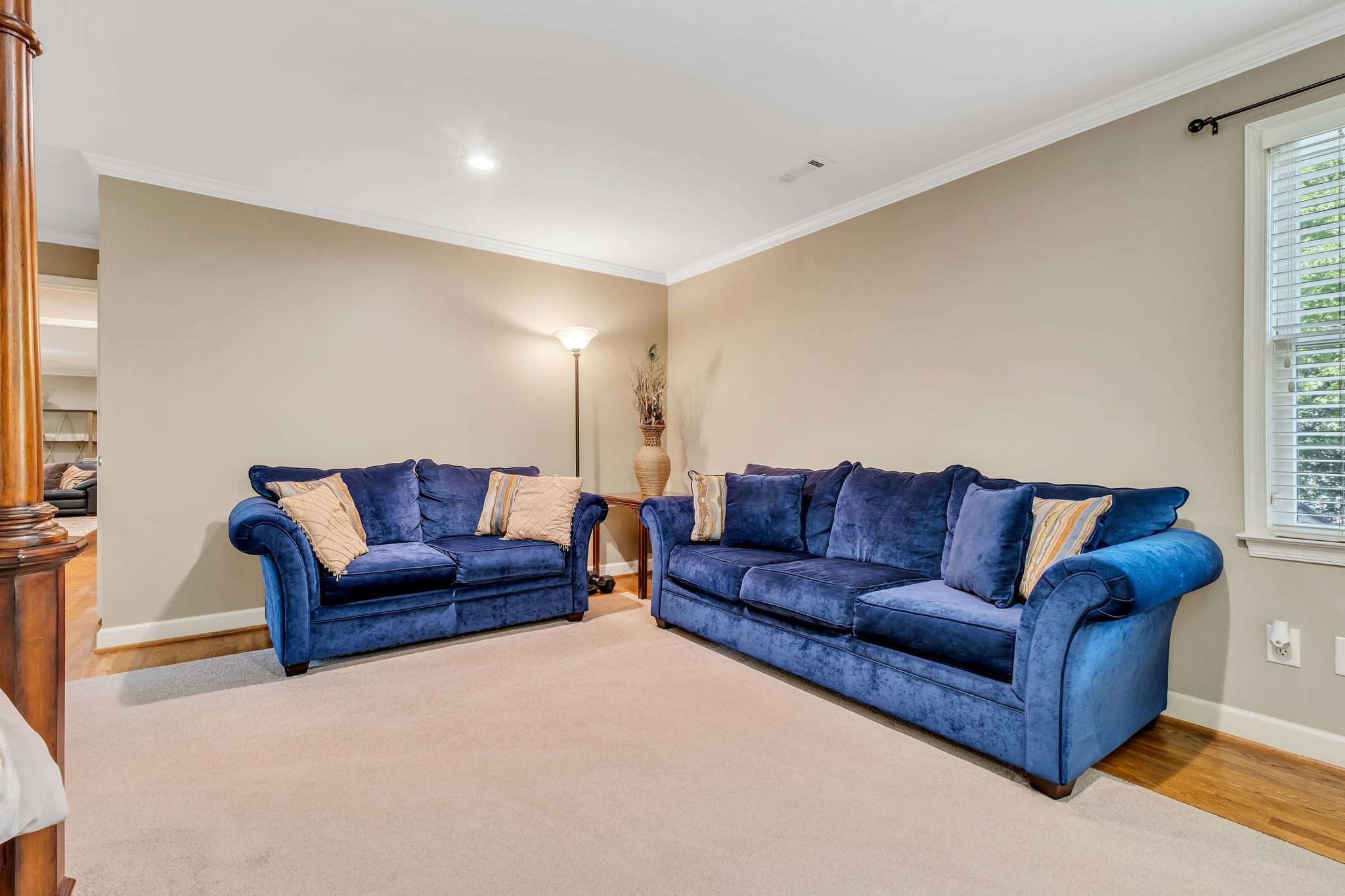 938 Caldwell Ln