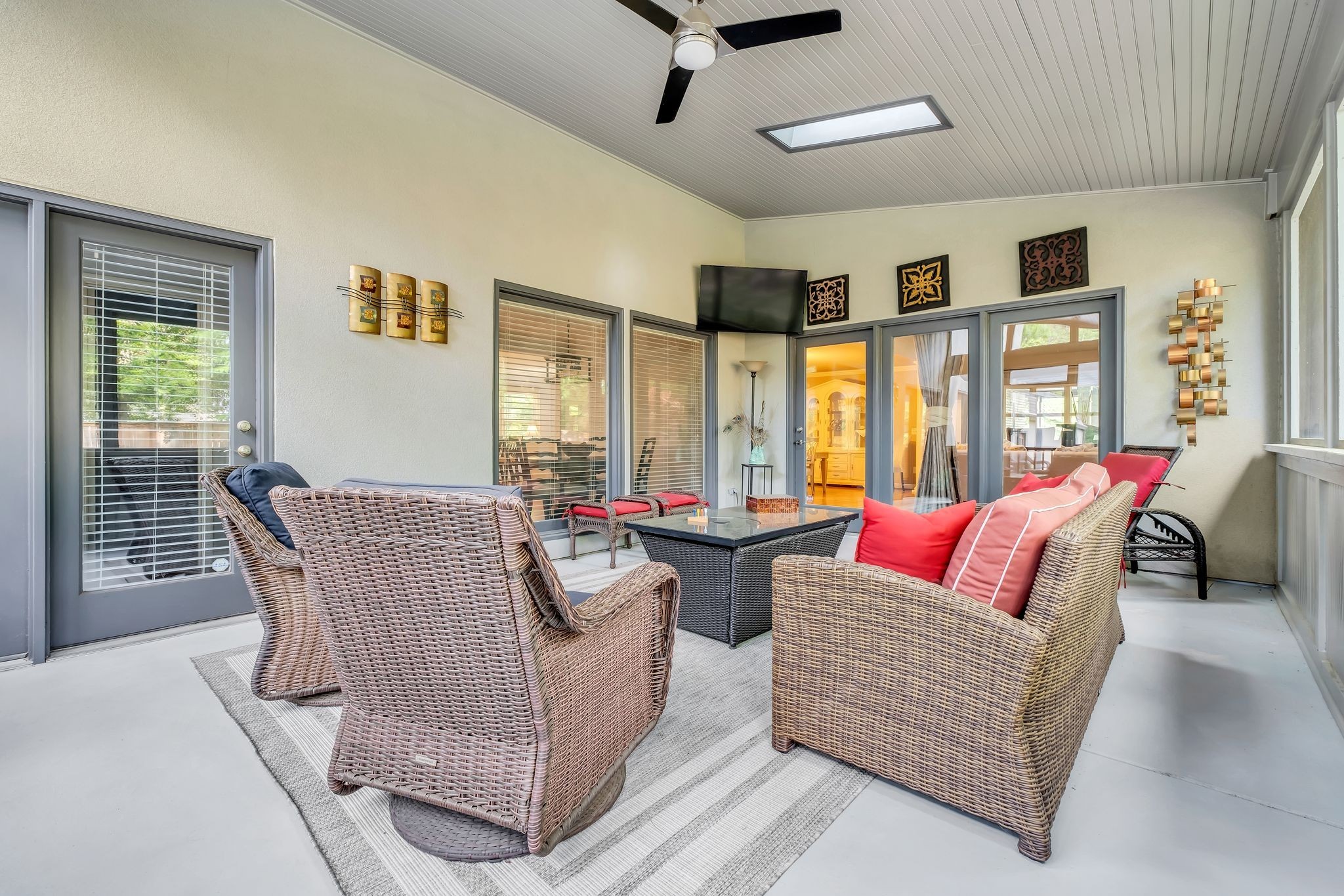 938 Caldwell Ln