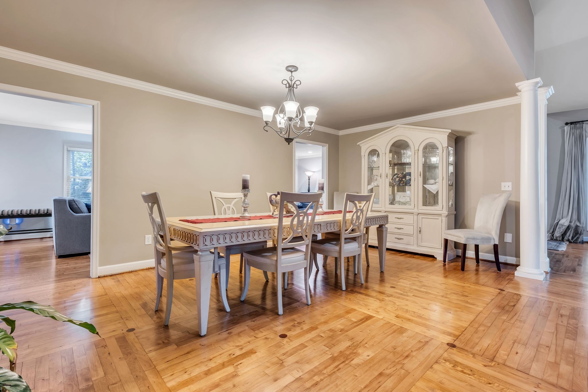 938 Caldwell Ln