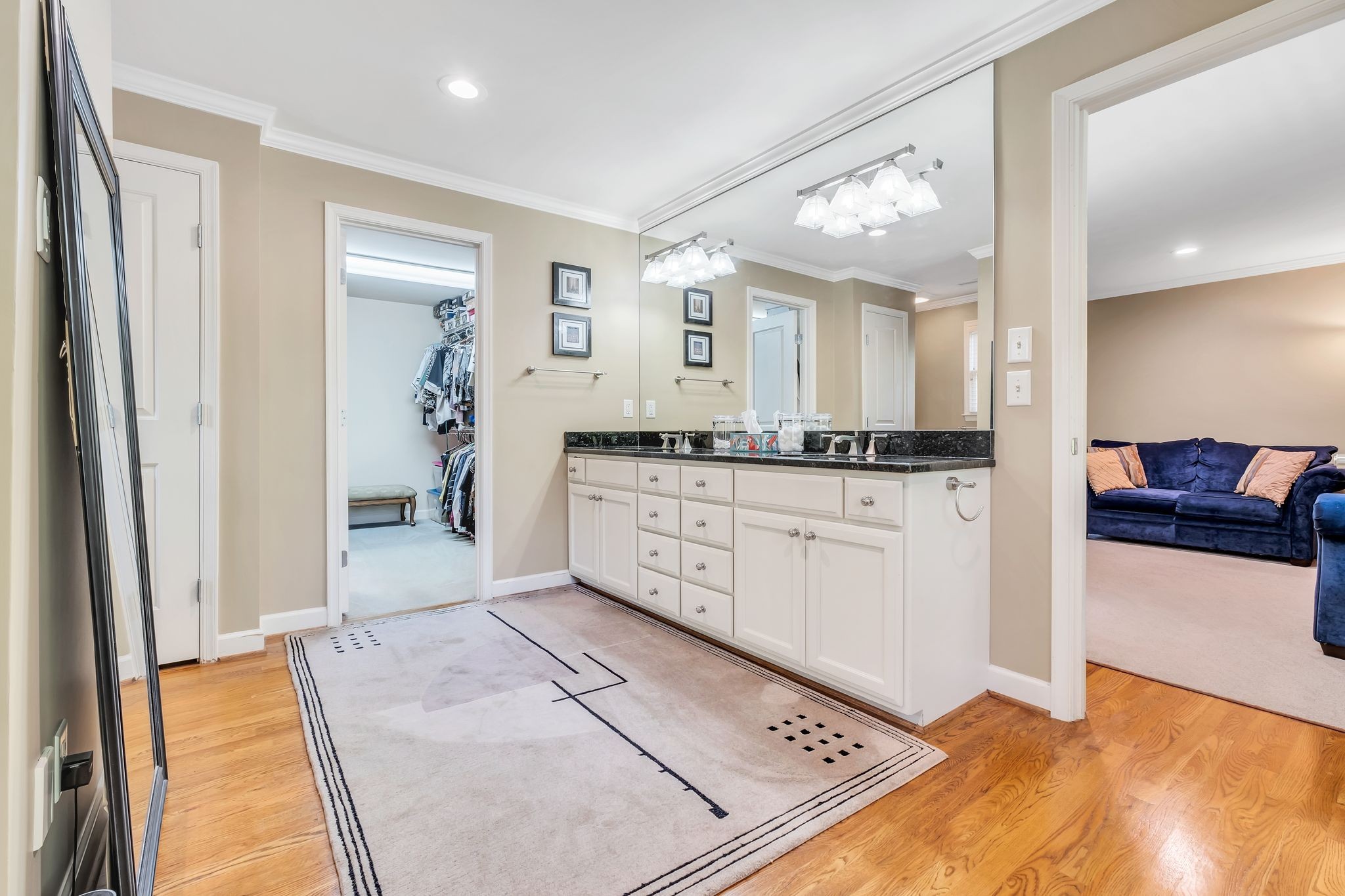 938 Caldwell Ln