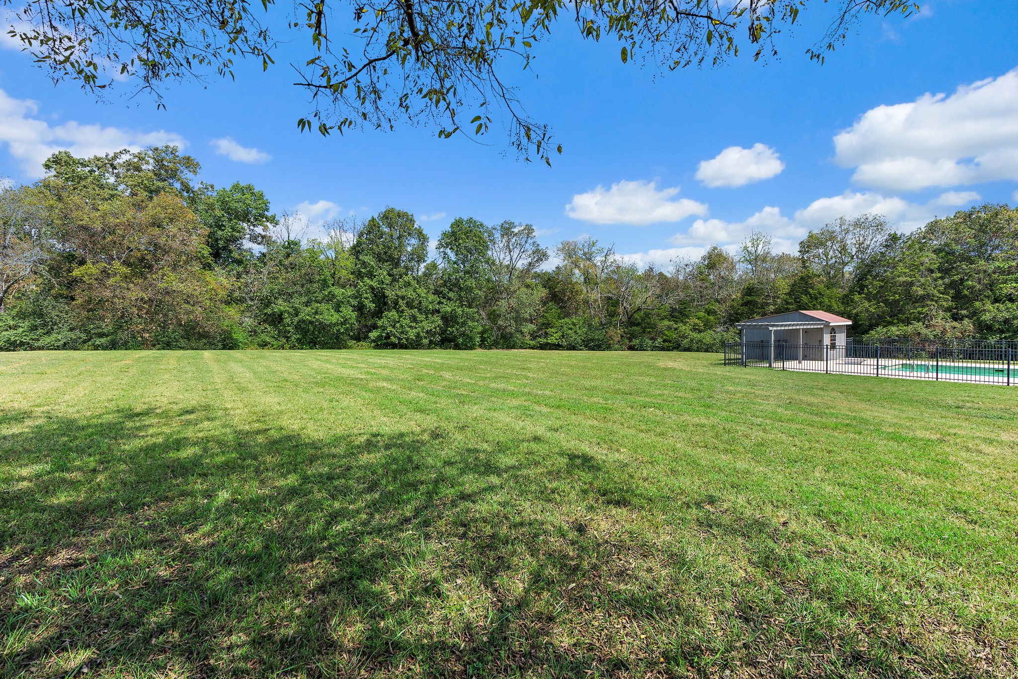 896 Sneed Rd, W