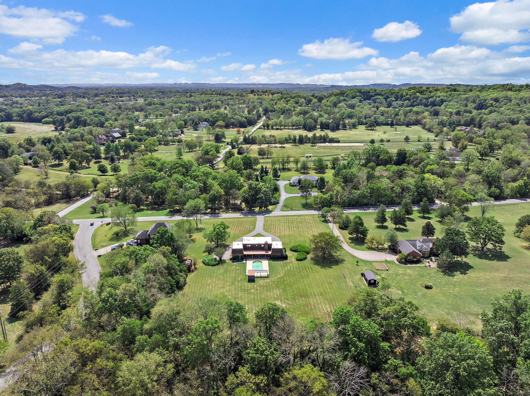 896 Sneed Rd, W