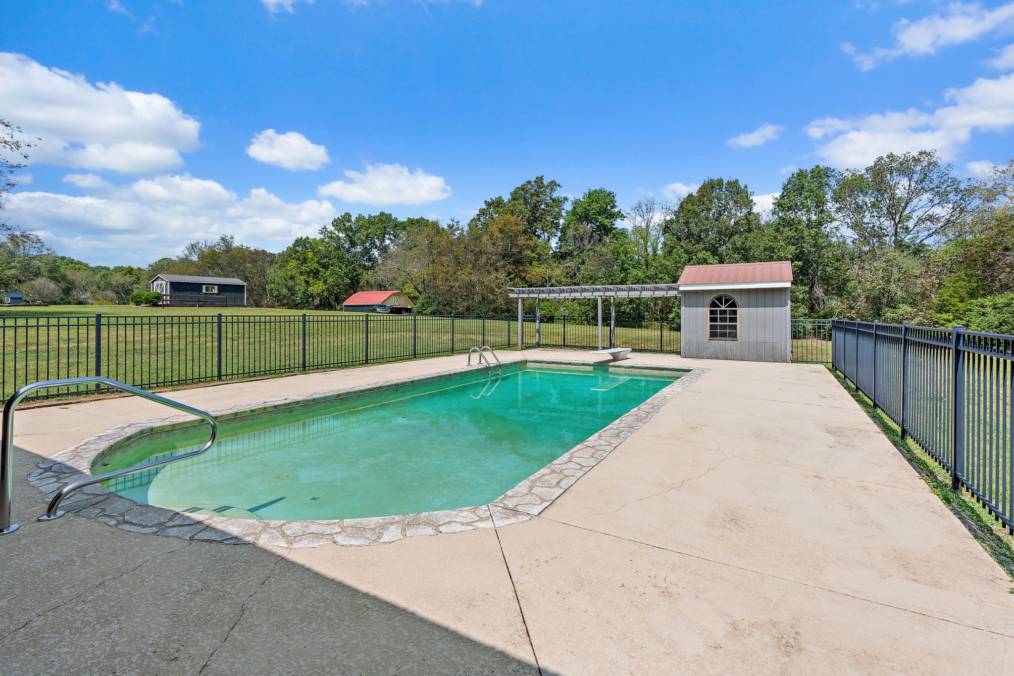 896 Sneed Rd, W