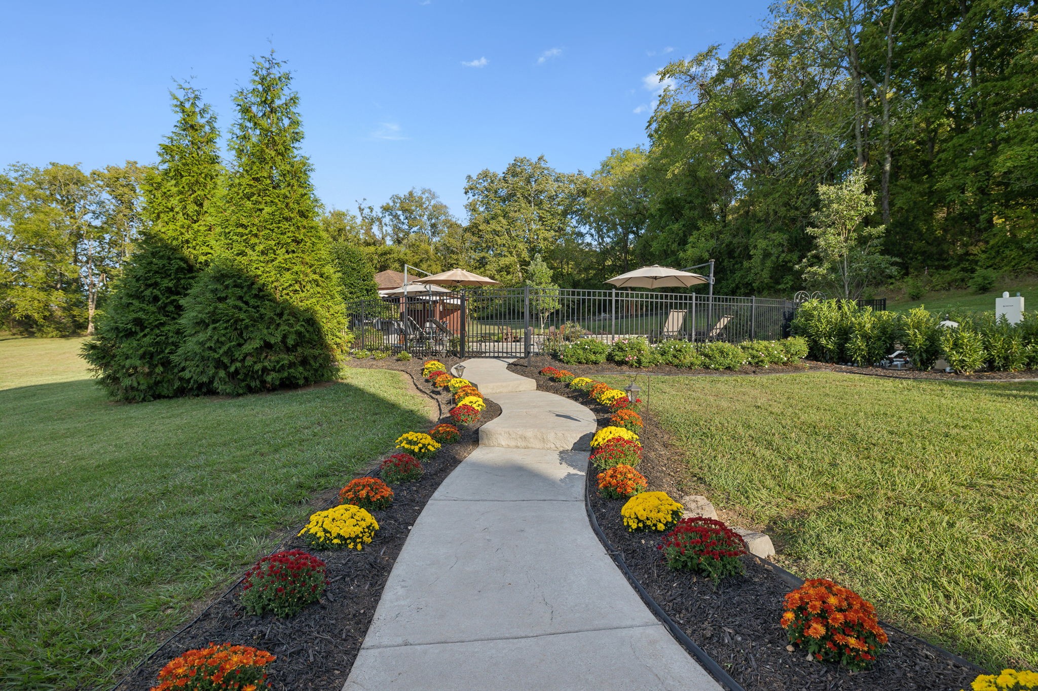 7243 Magnolia Valley Dr