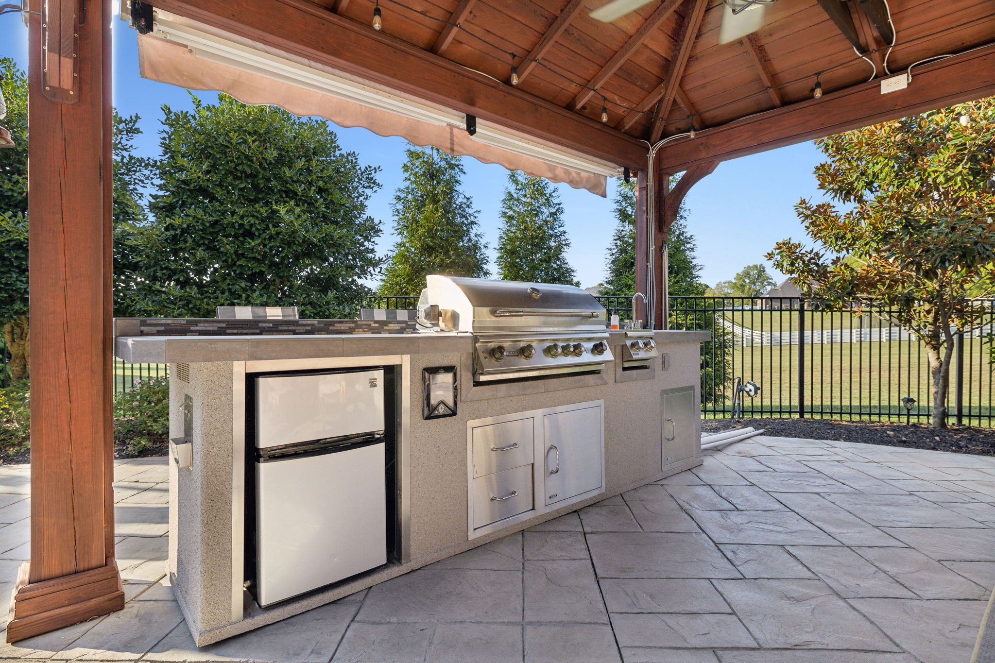 7243 Magnolia Valley Dr