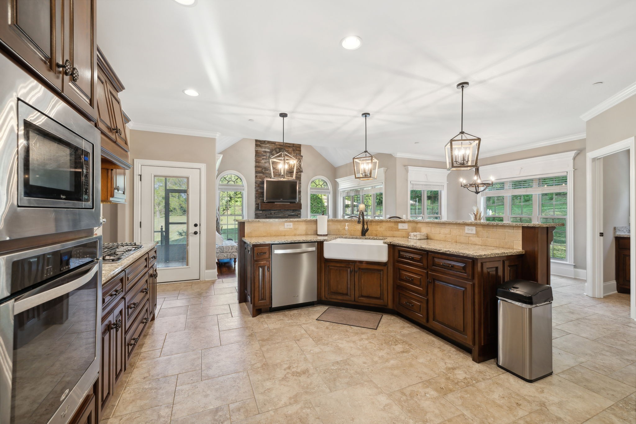 7243 Magnolia Valley Dr