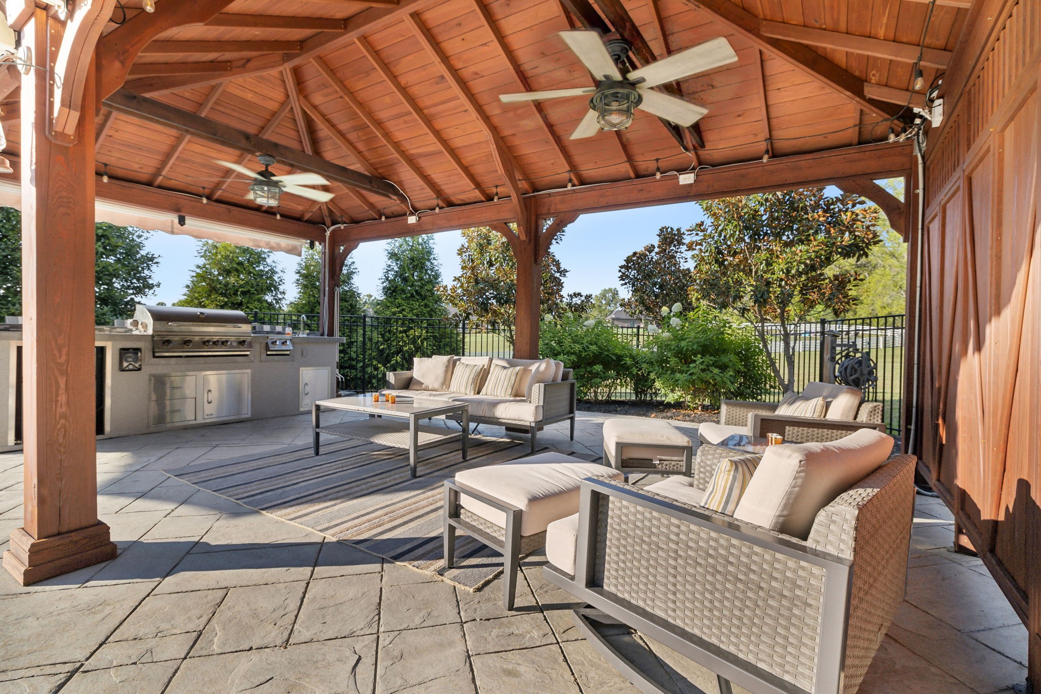 7243 Magnolia Valley Dr