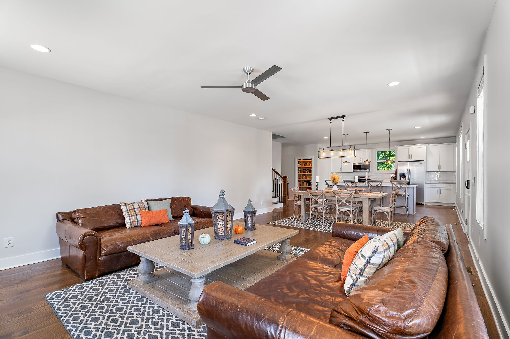 103 Creighton Ave