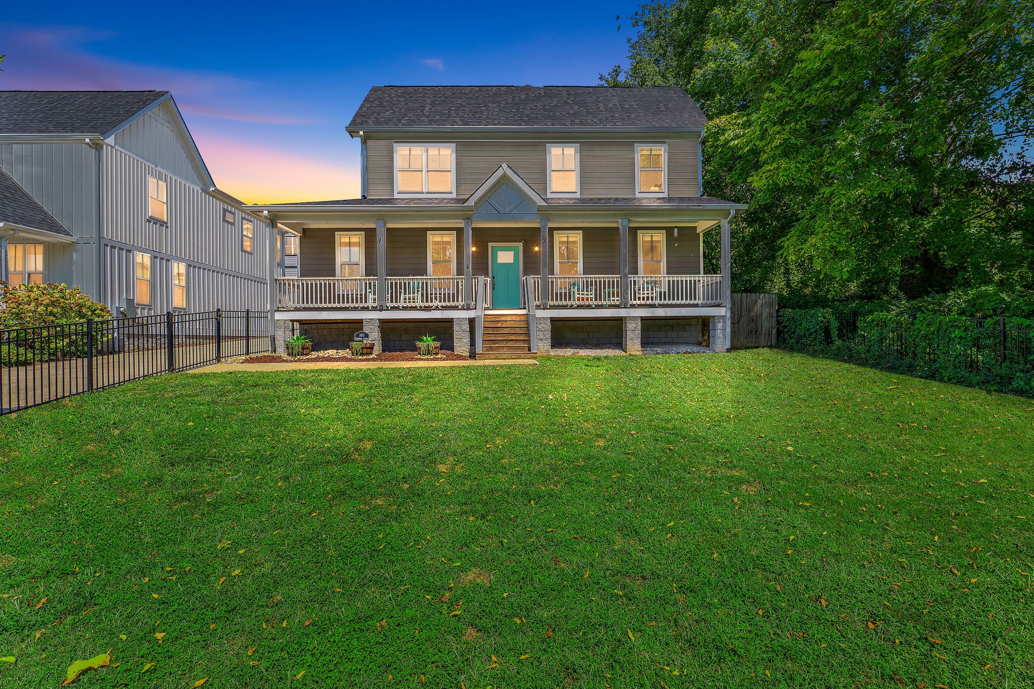 103 Creighton Ave