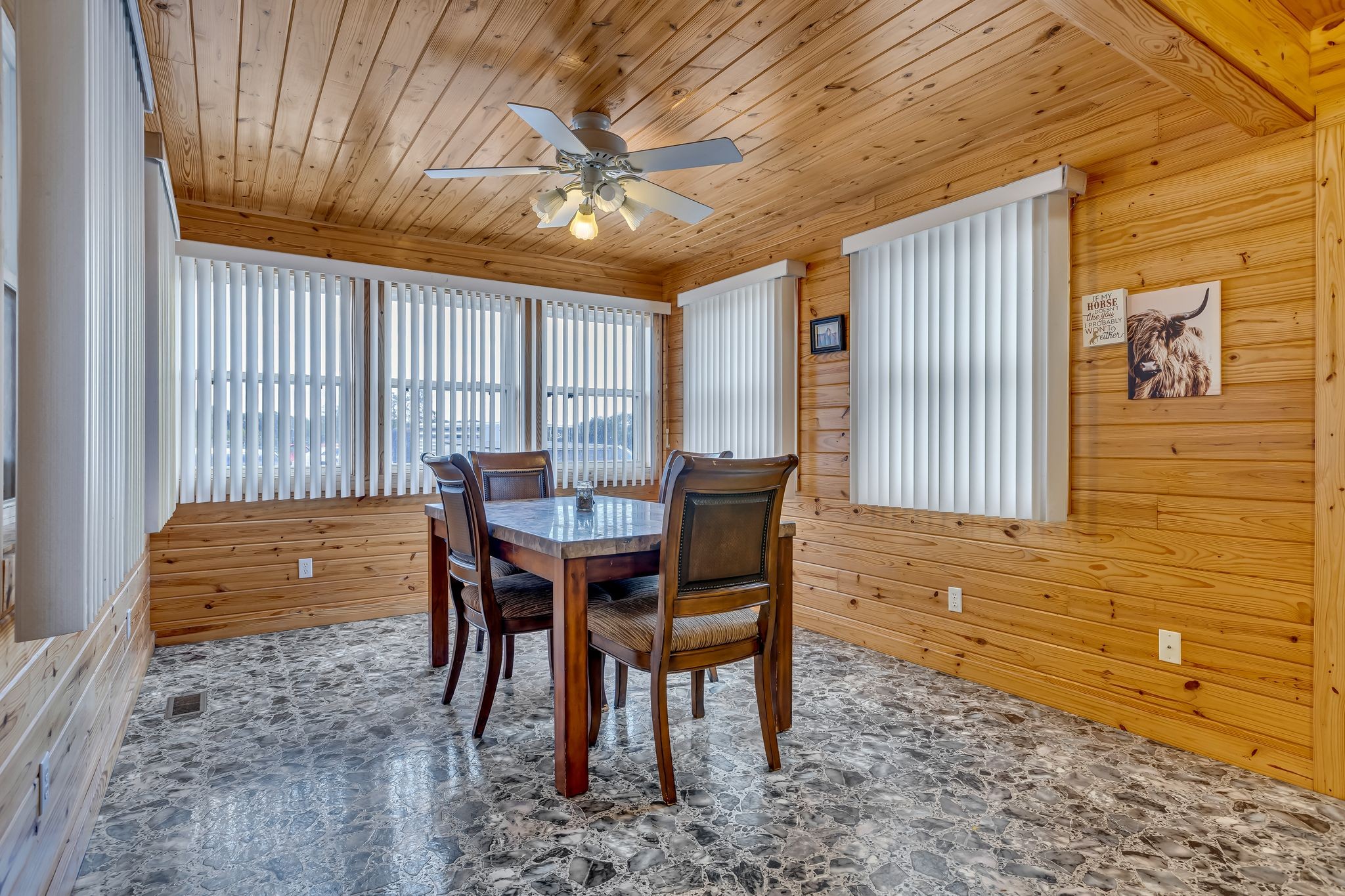 1135 Glenn Hinson Rd
