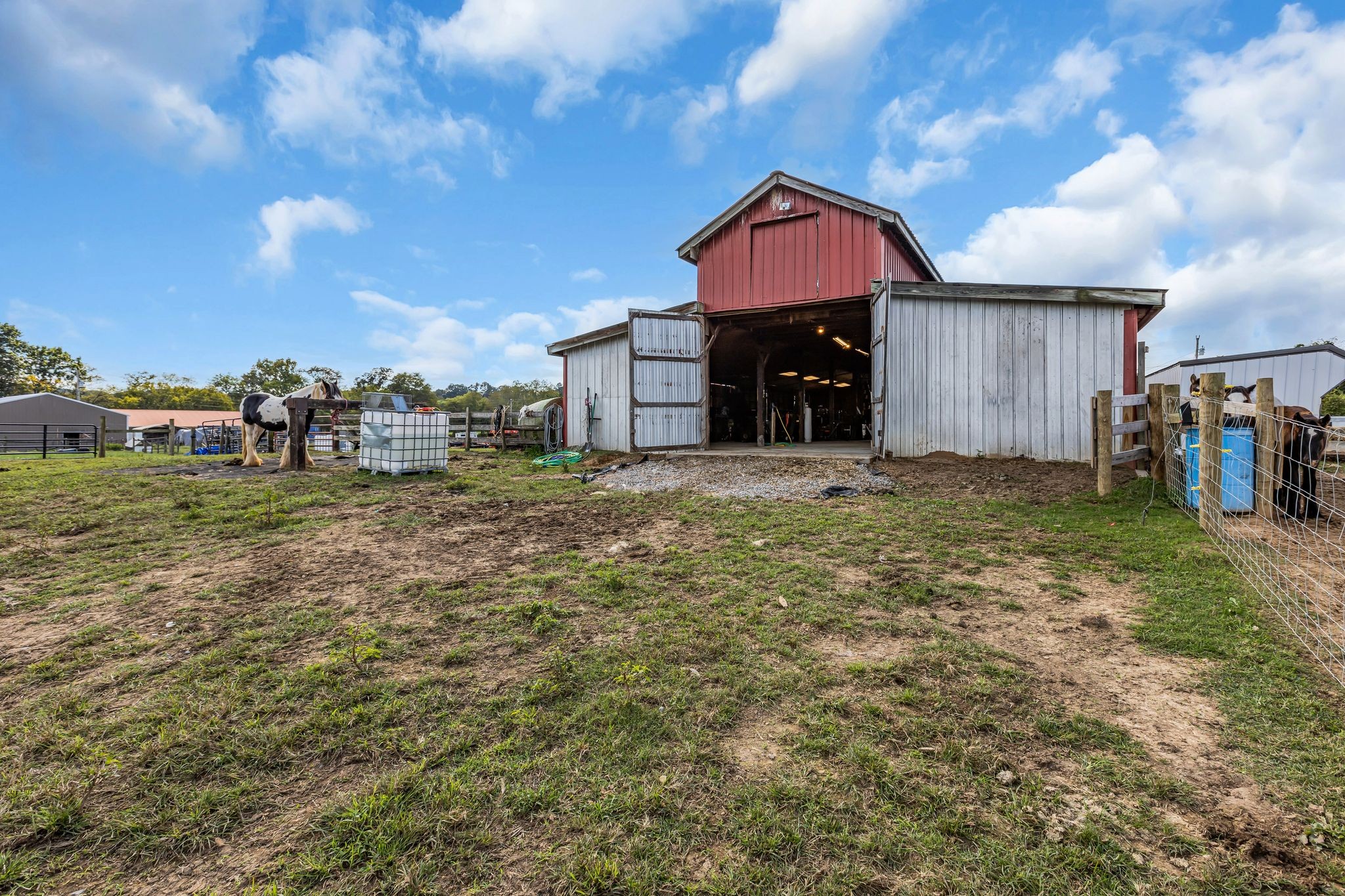 1135 Glenn Hinson Rd