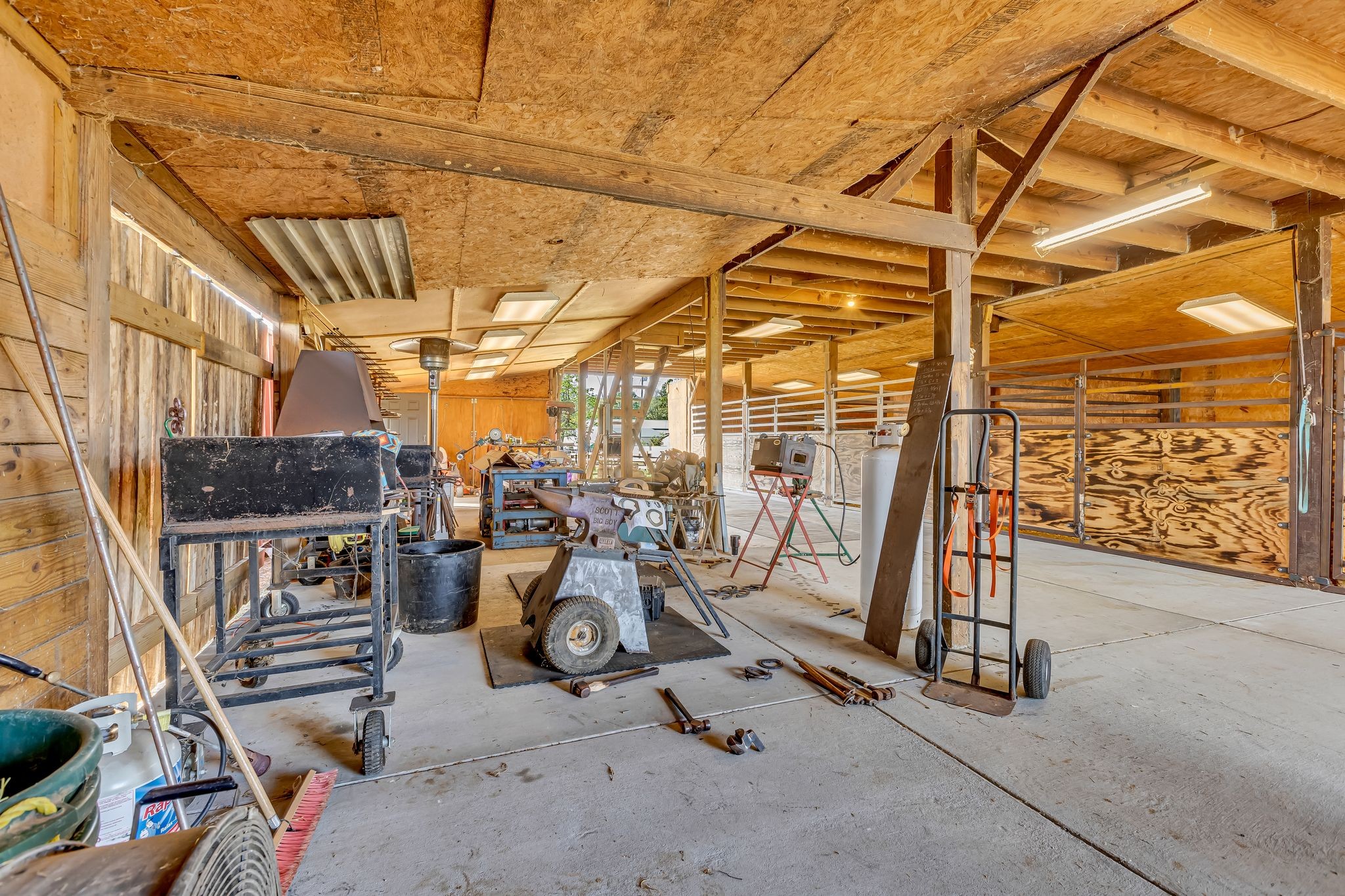 1135 Glenn Hinson Rd