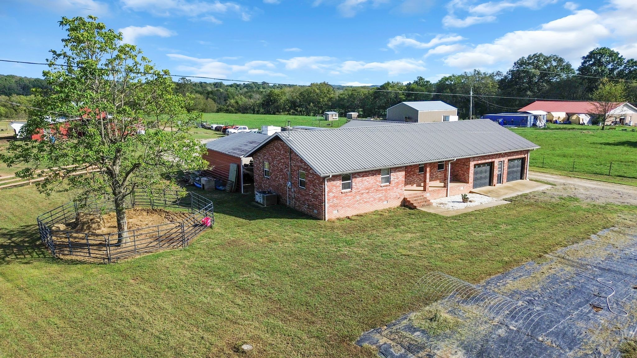 1135 Glenn Hinson Rd