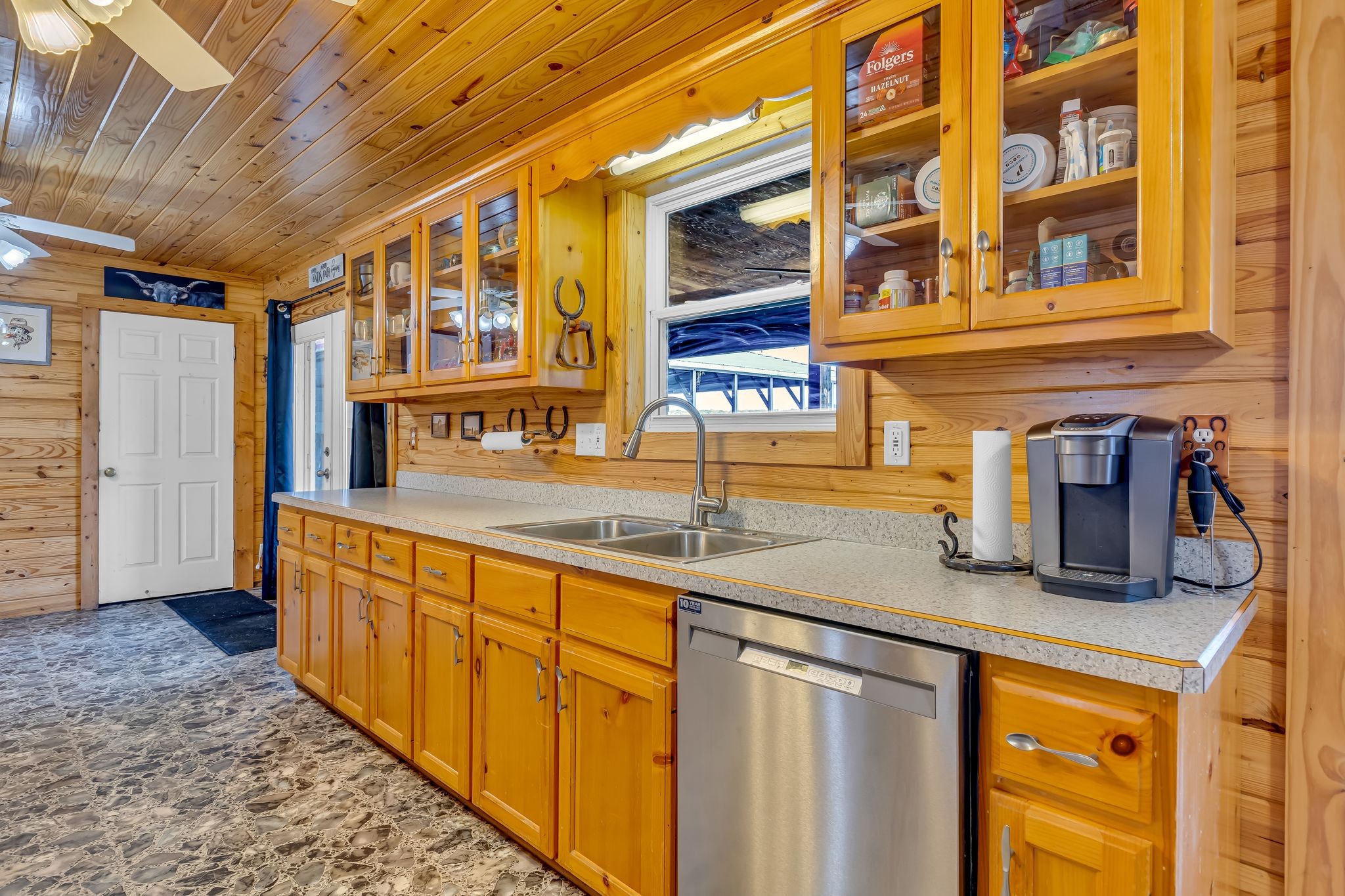 1135 Glenn Hinson Rd