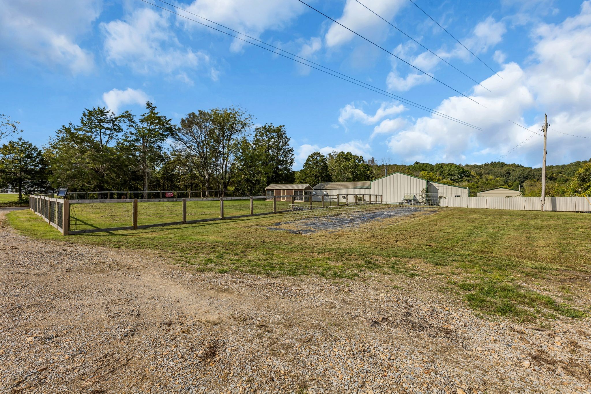 1135 Glenn Hinson Rd