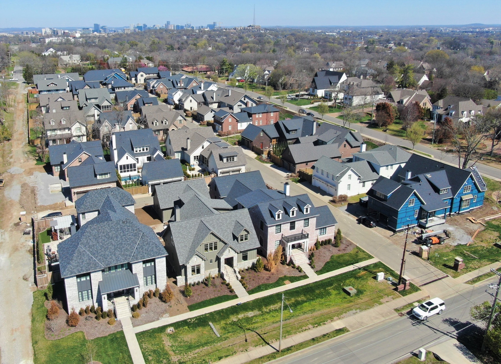 4003 Graybar Ct