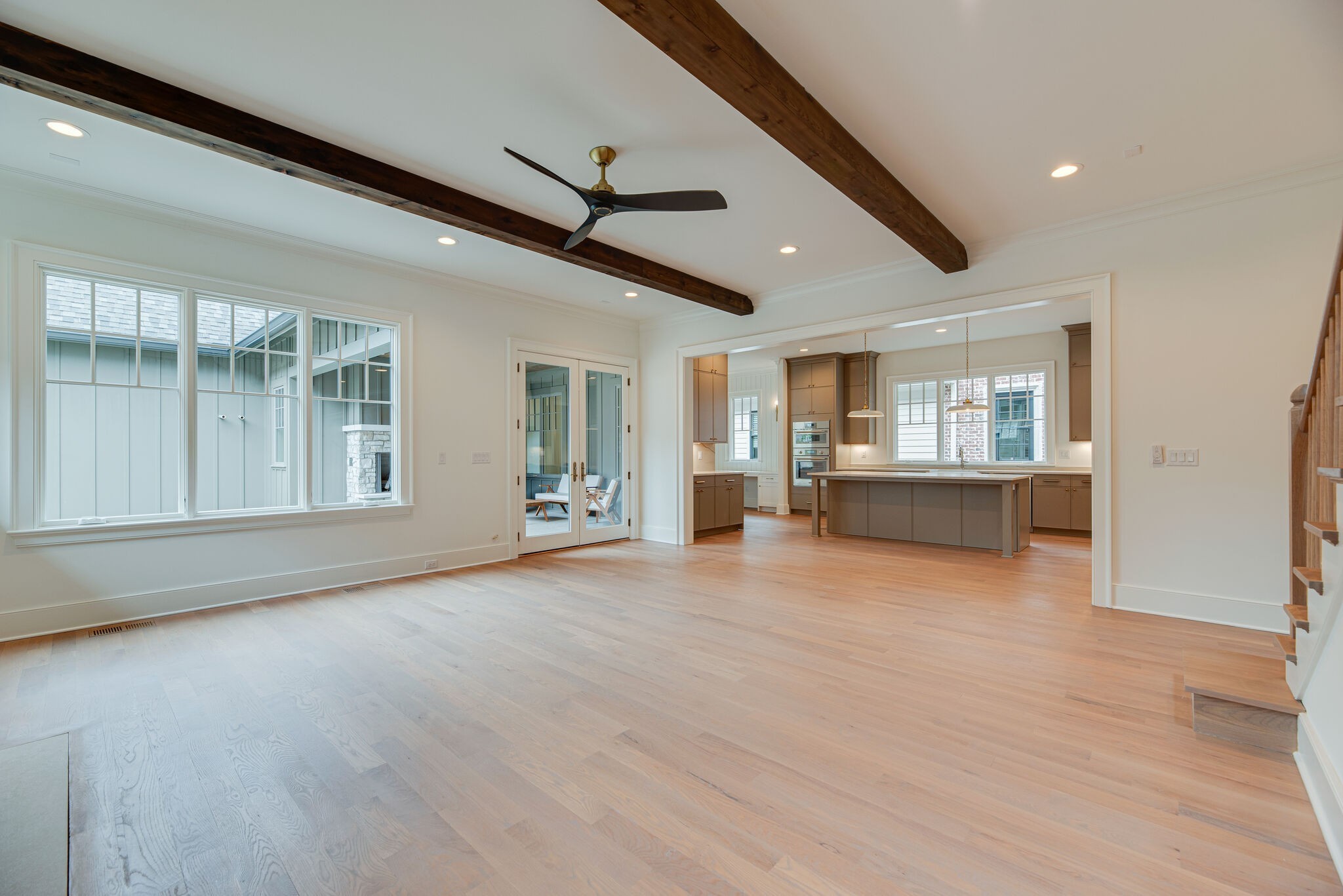 4003 Graybar Ct