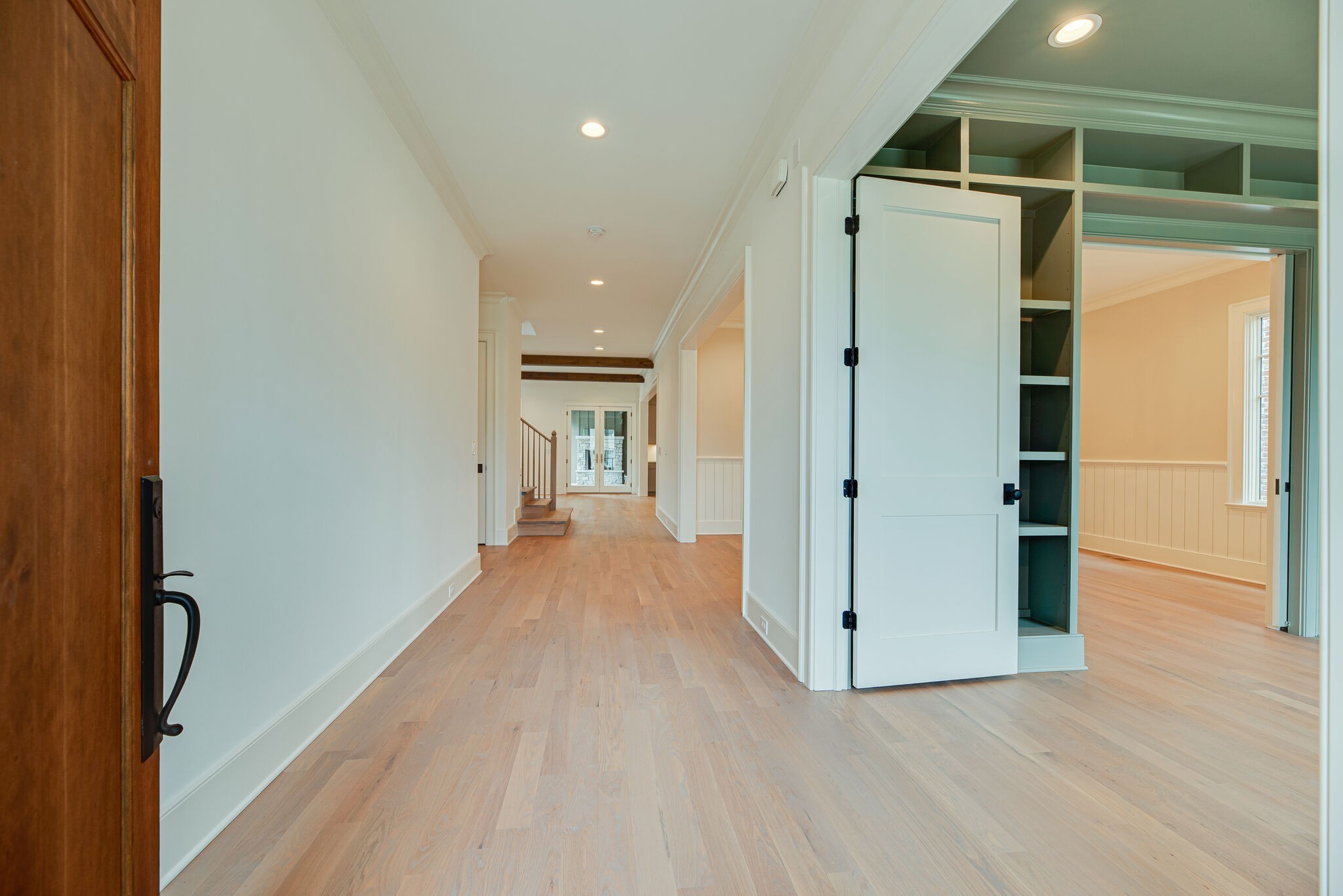 4003 Graybar Ct