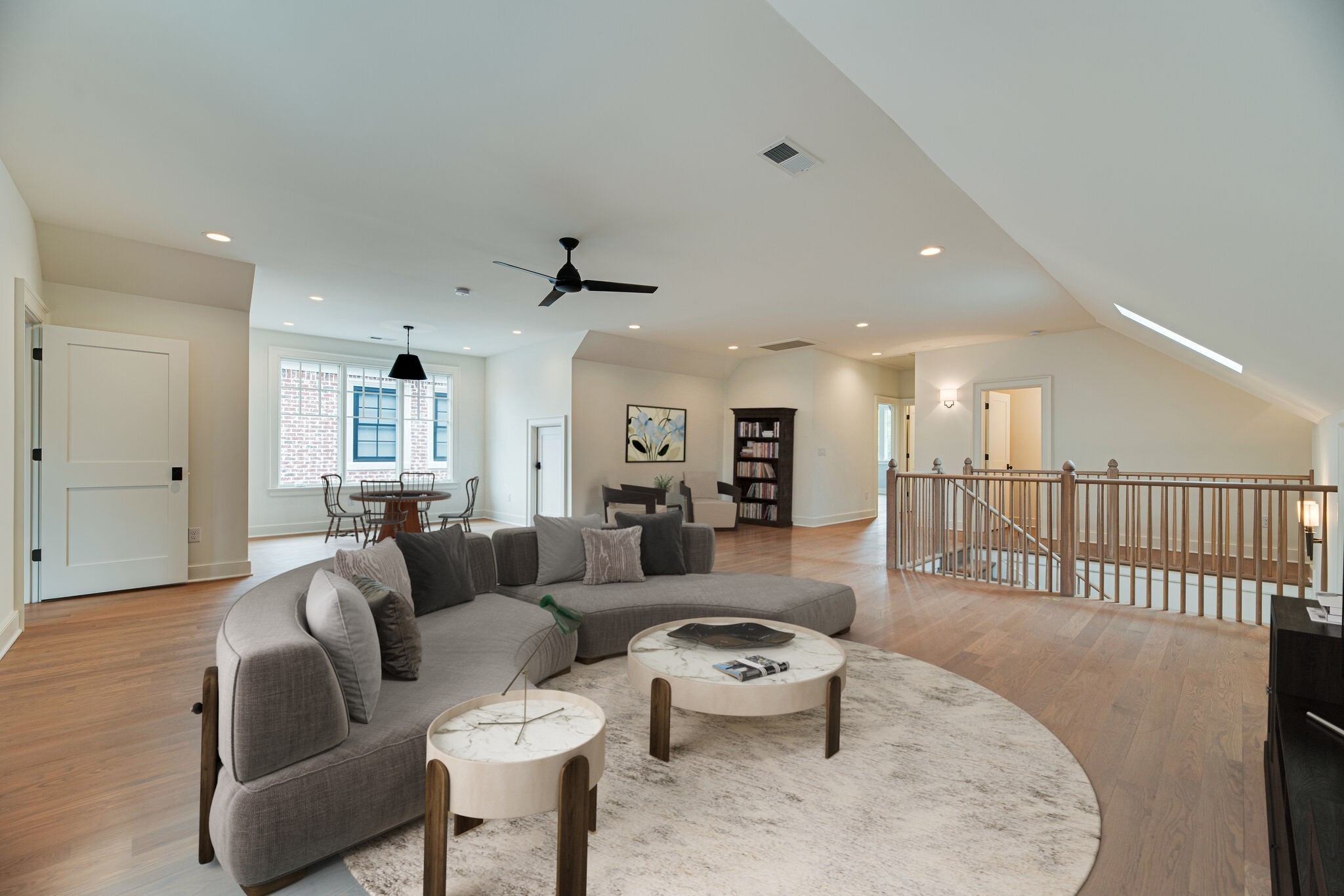 4003 Graybar Ct