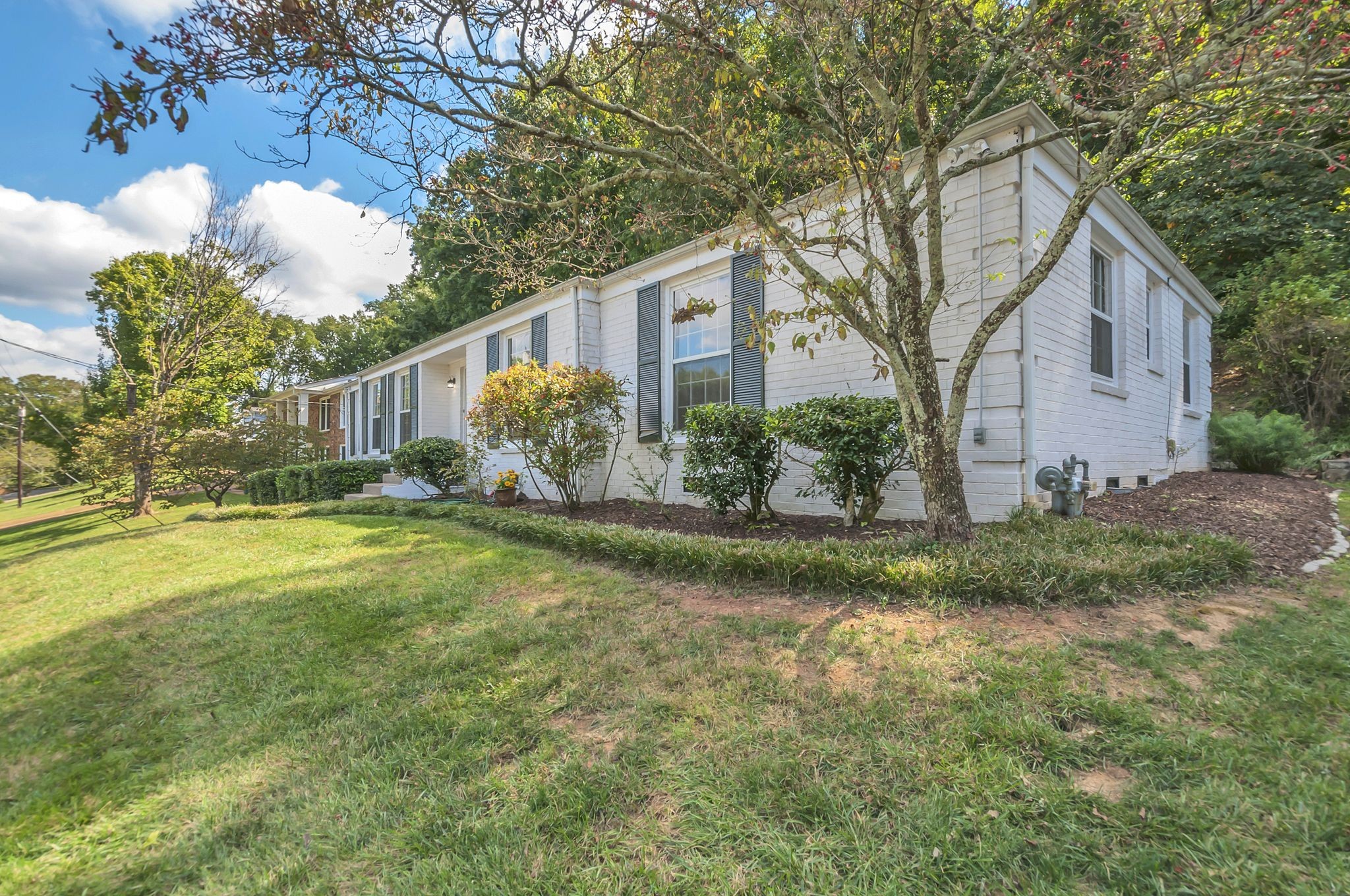 863 Highland Crest Dr