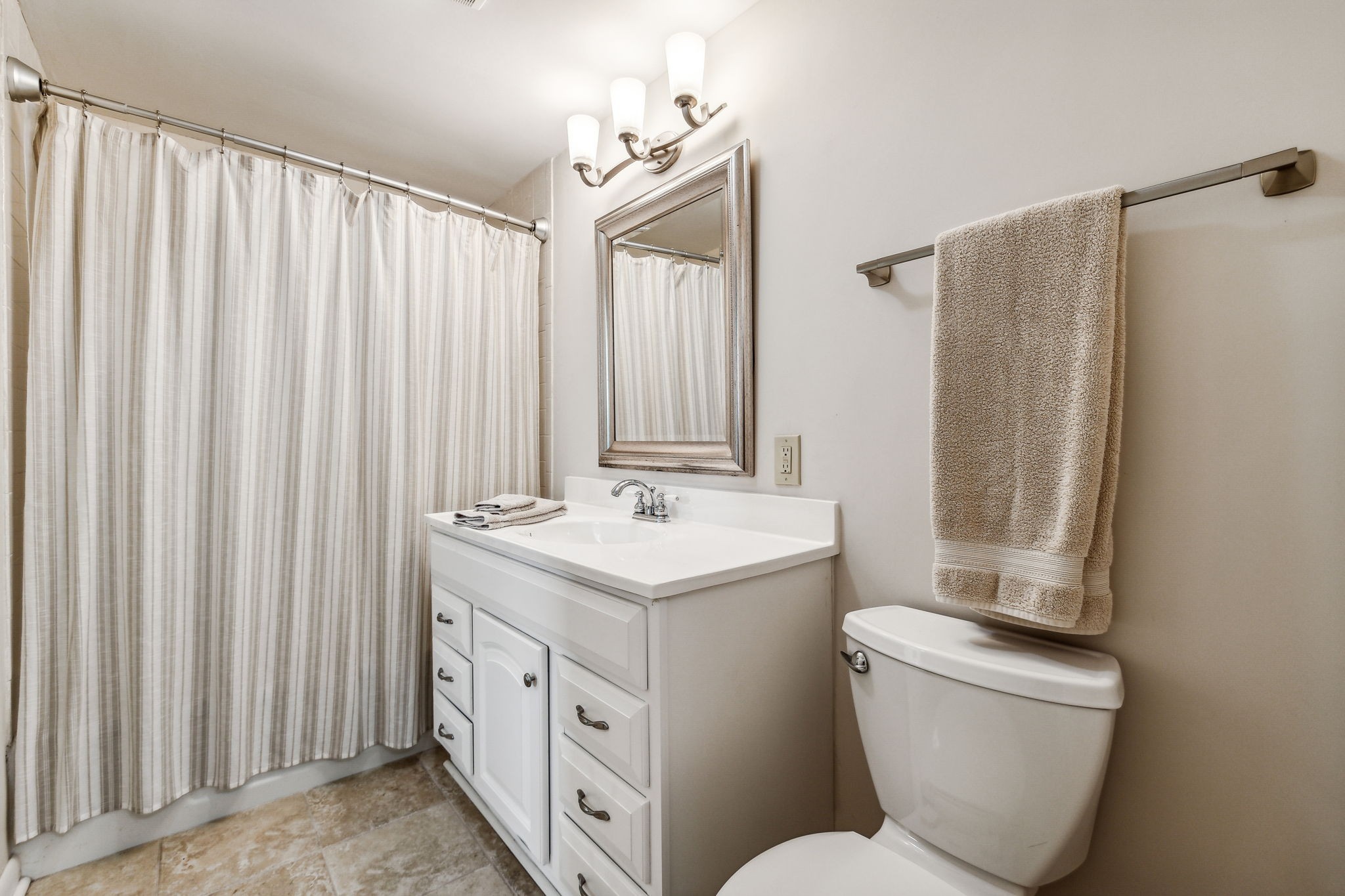4215 Harding Pike Unit: 305