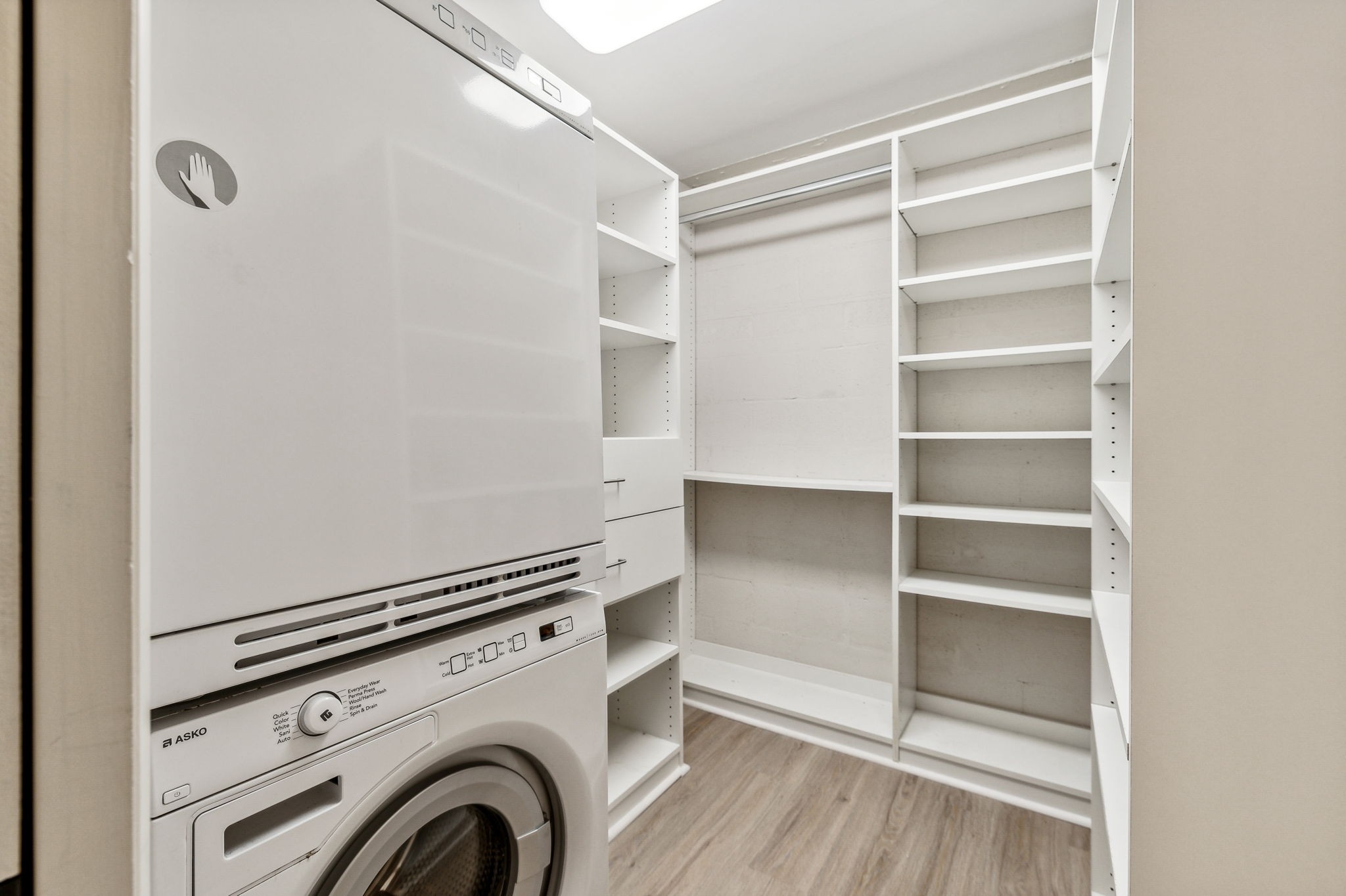 4215 Harding Pike Unit: 305