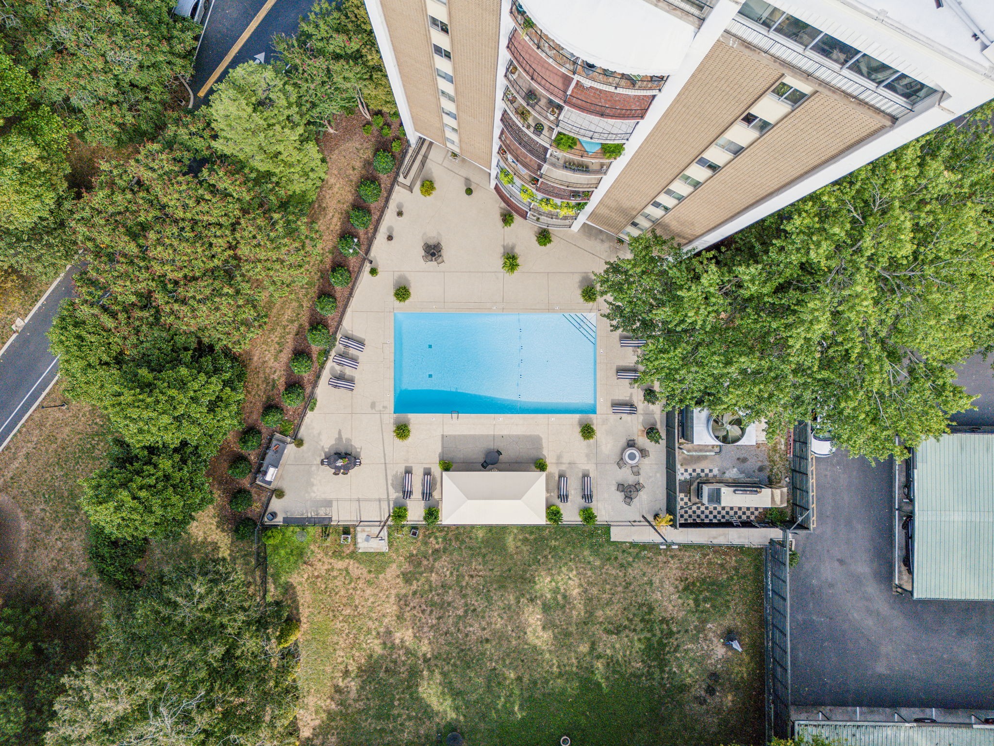 4215 Harding Pike Unit: 305
