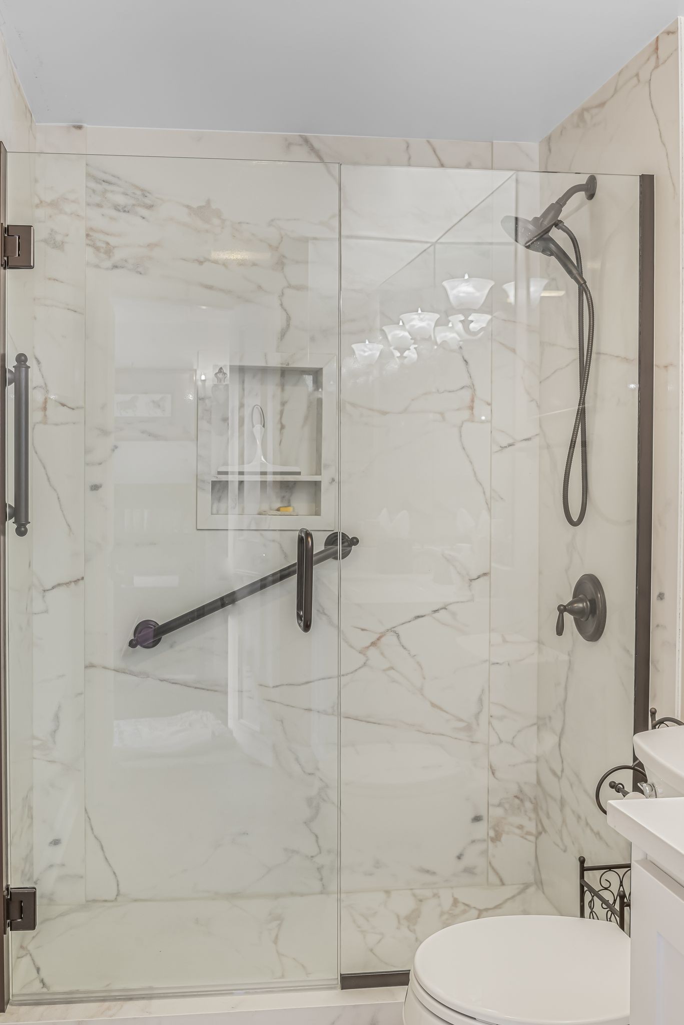 4215 Harding Pike Unit: 409