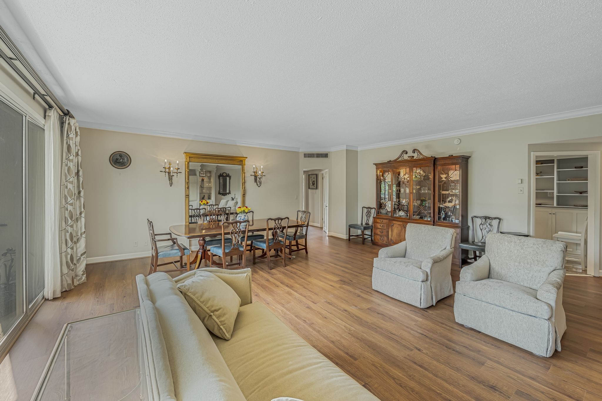 4215 Harding Pike Unit: 409