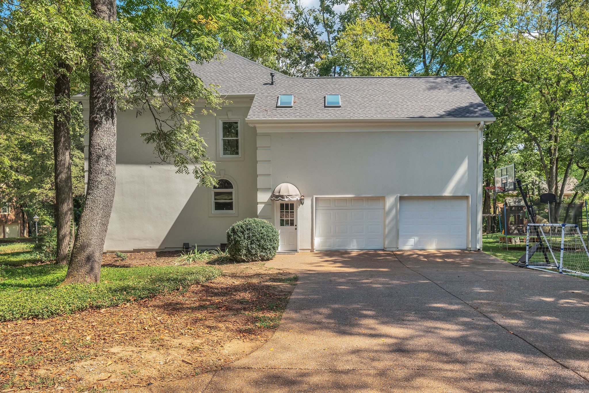 919 Hidden Oak Pl